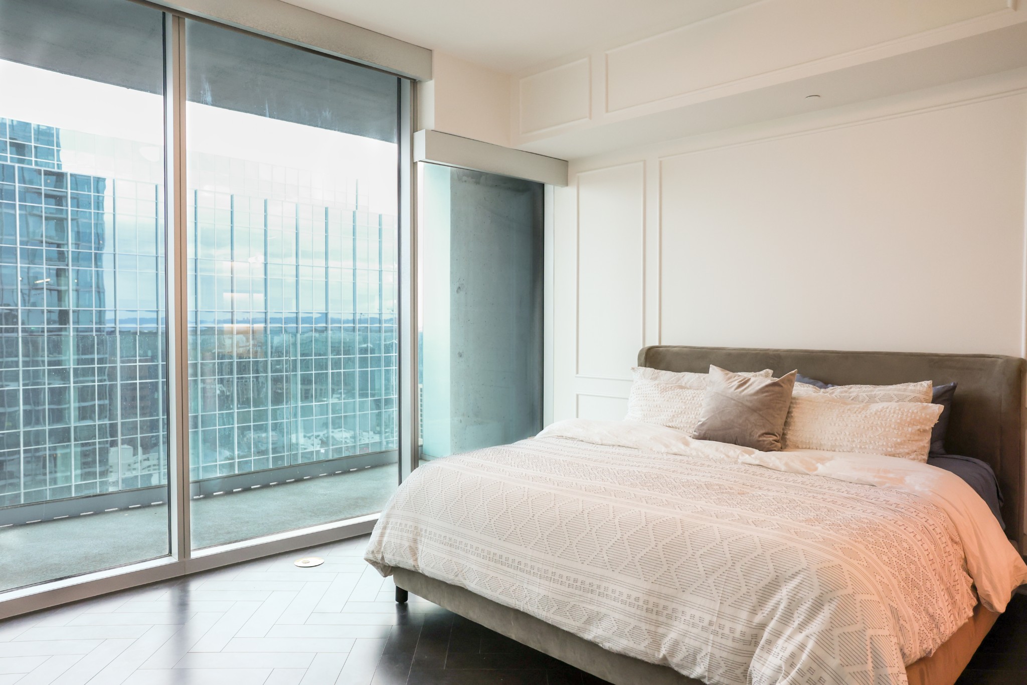 1616 W End Ave Unit: 2505