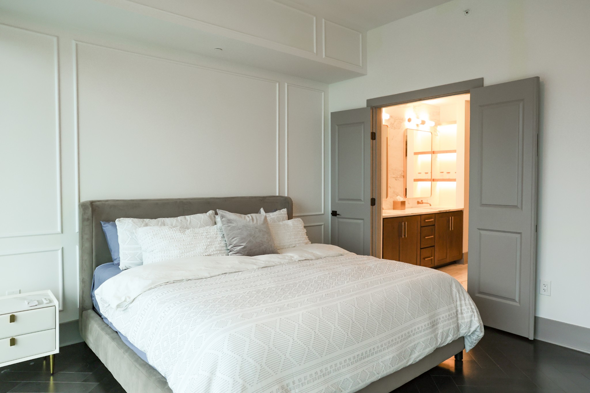 1616 W End Ave Unit: 2505