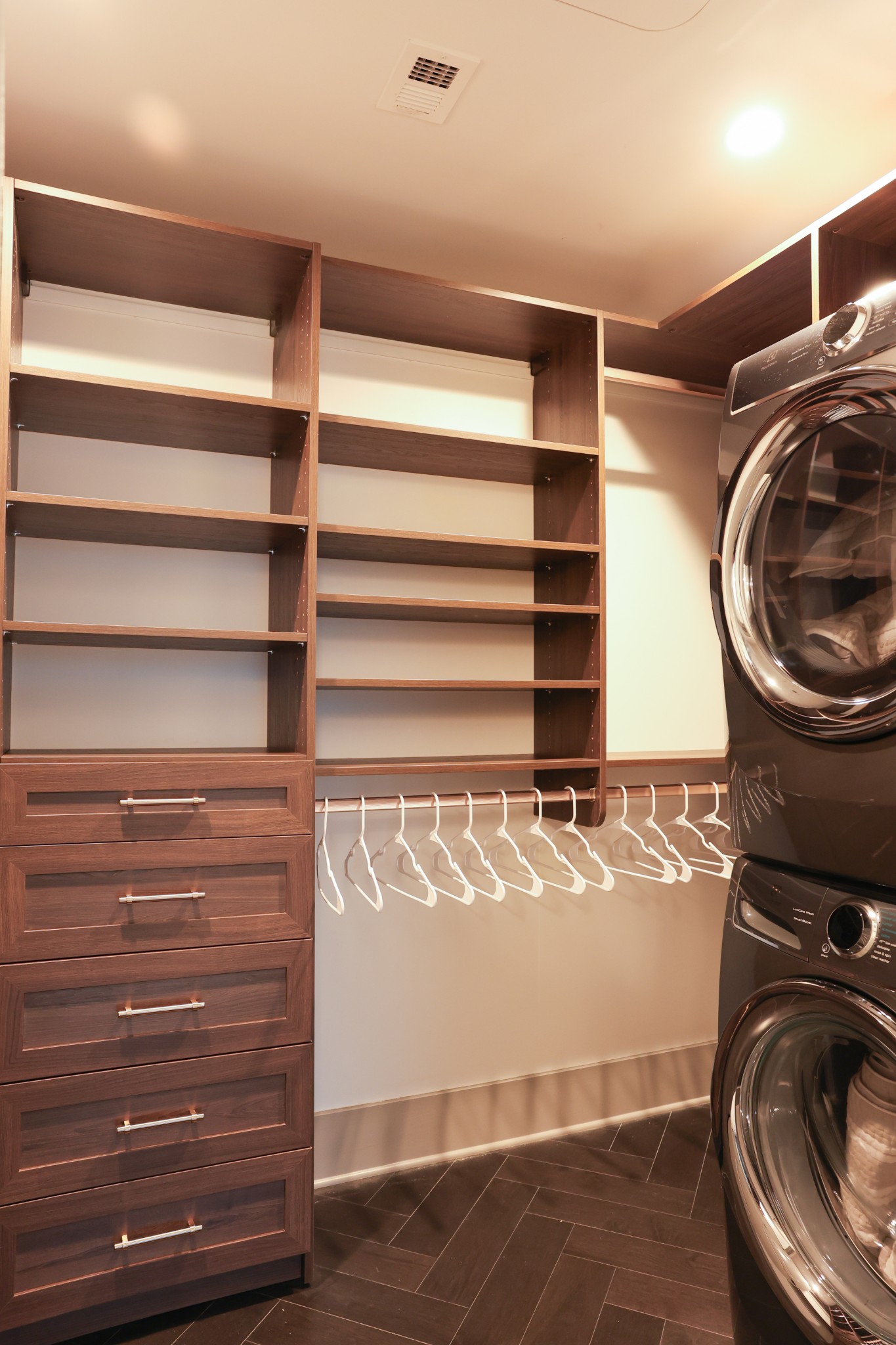 1616 W End Ave Unit: 2505