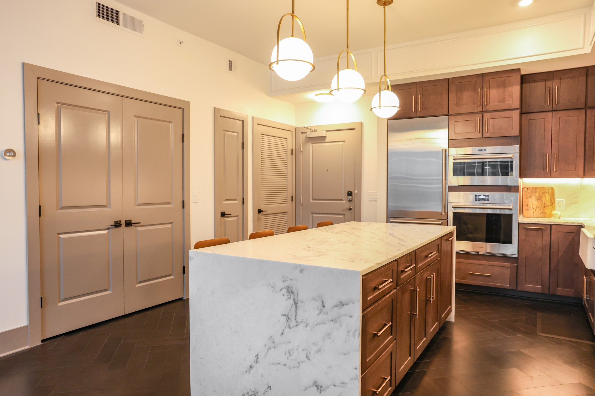 1616 W End Ave Unit: 2505