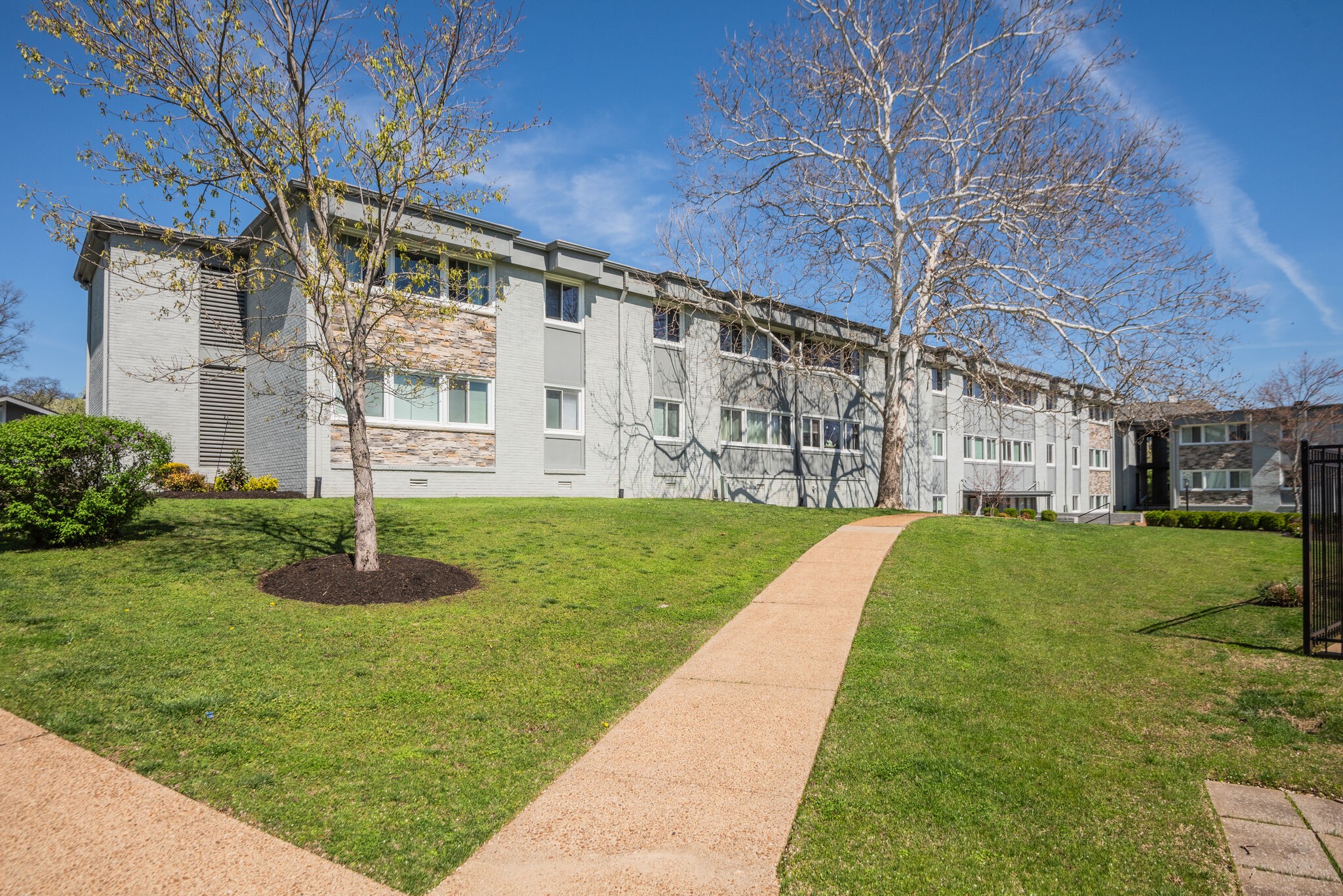 1900 Richard Jones Rd Unit: #C109
