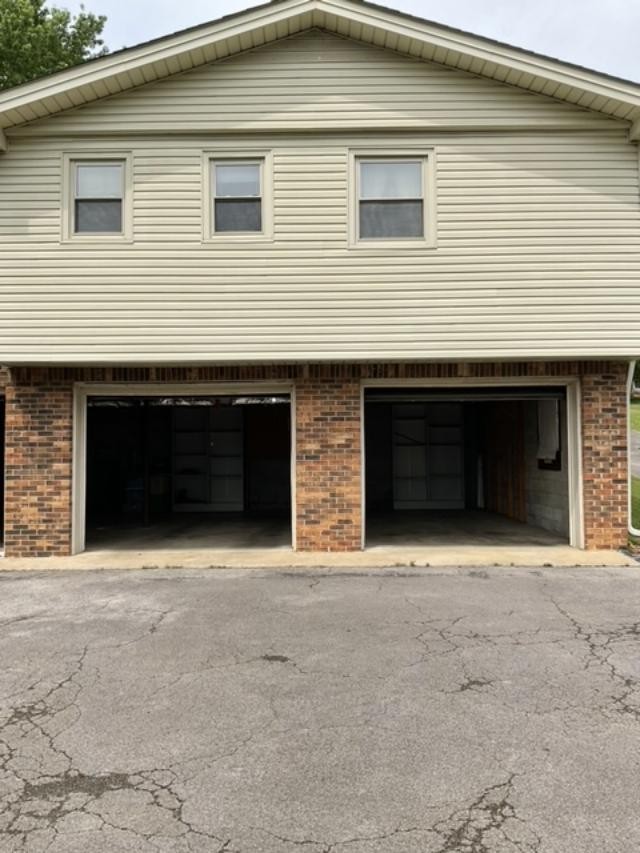 1105 Clearview Dr