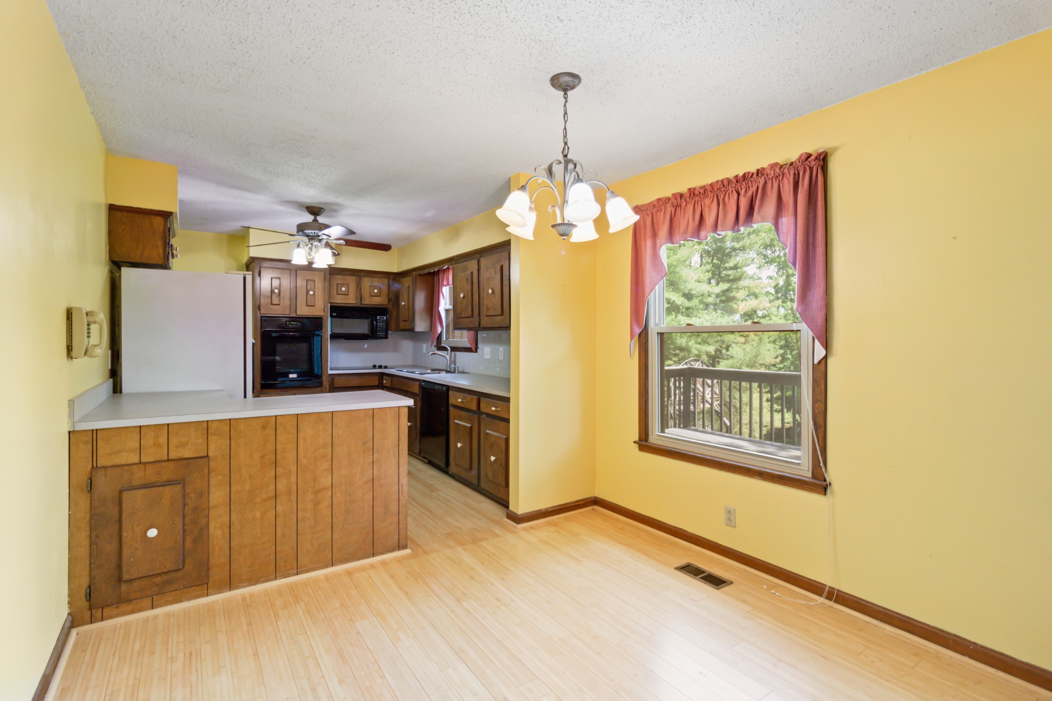 1105 Clearview Dr