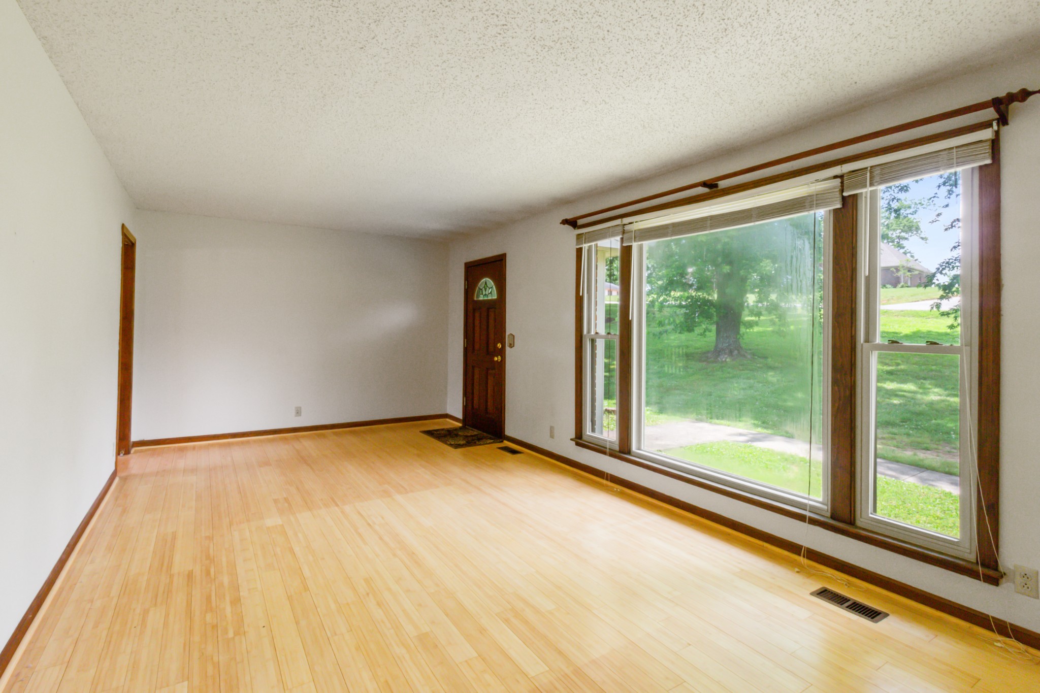 1105 Clearview Dr