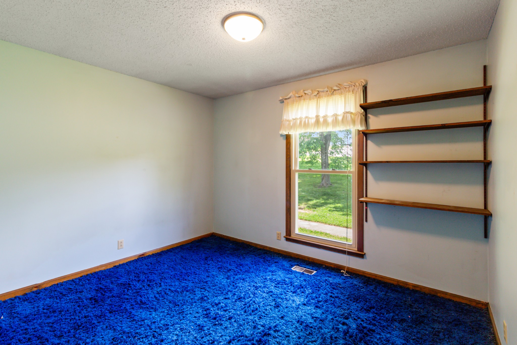 1105 Clearview Dr