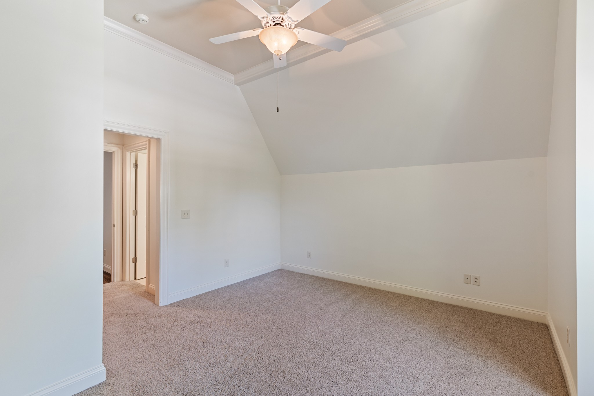 1743 Glen Echo Rd