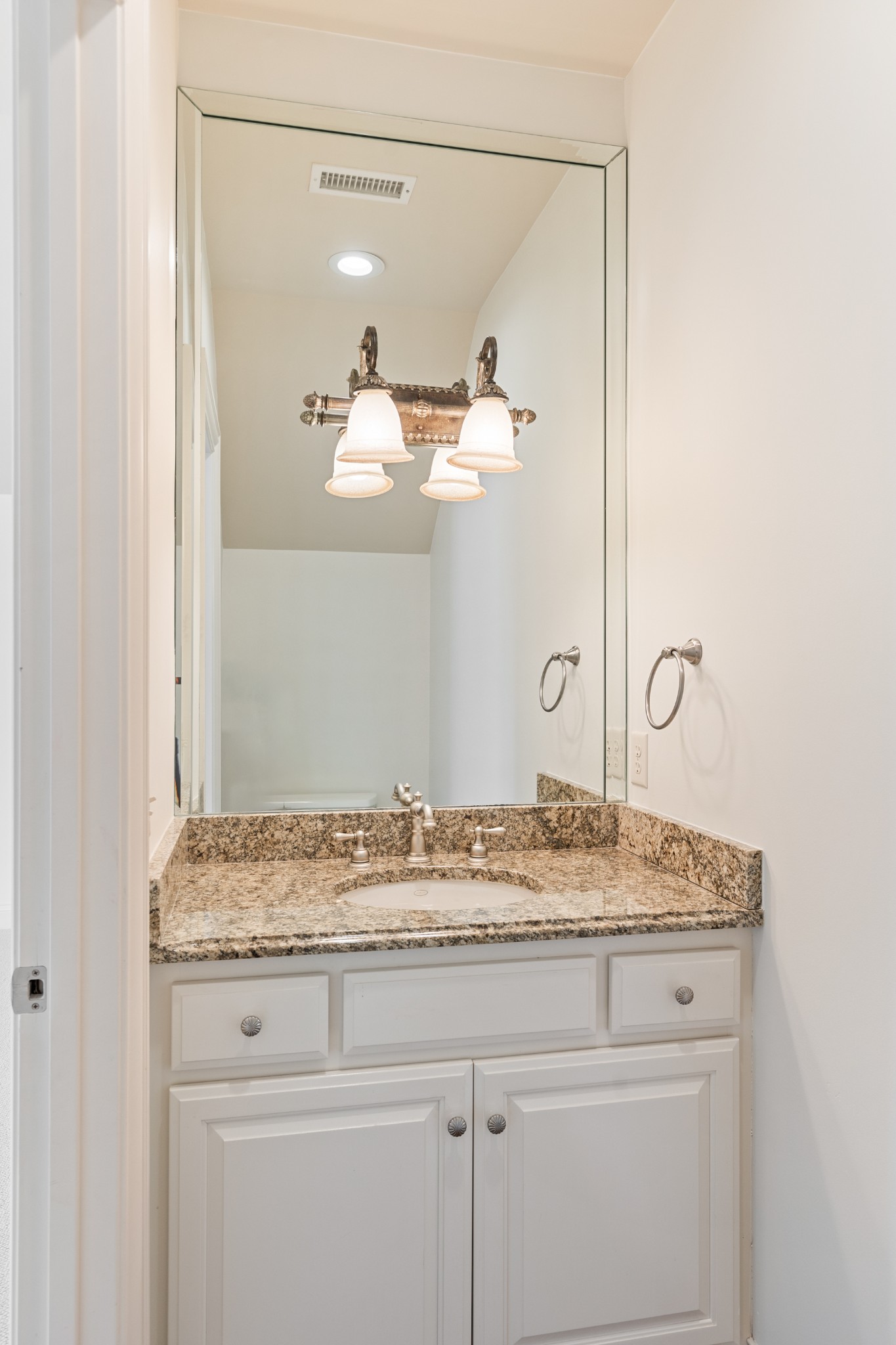 1743 Glen Echo Rd