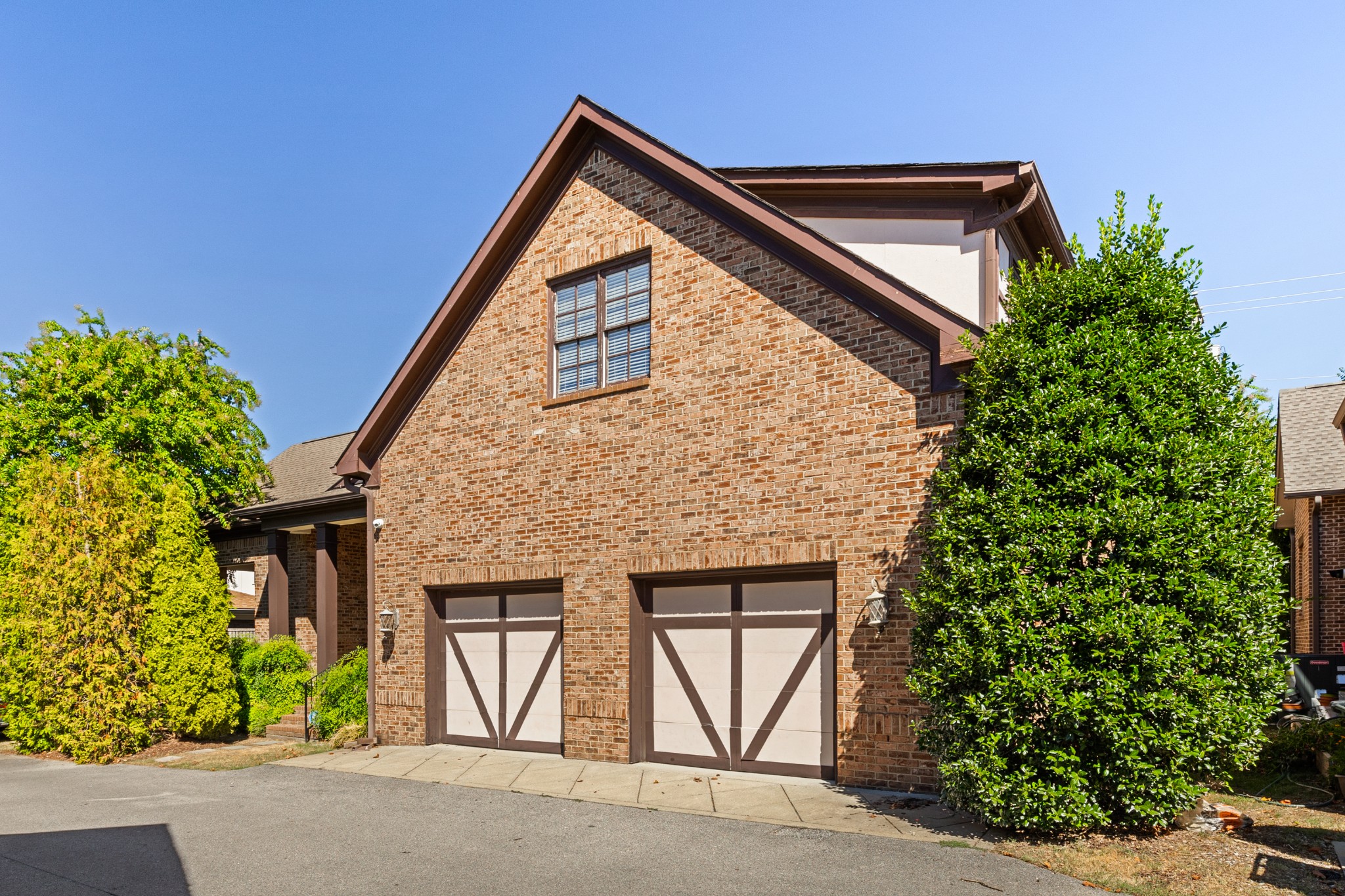 1743 Glen Echo Rd