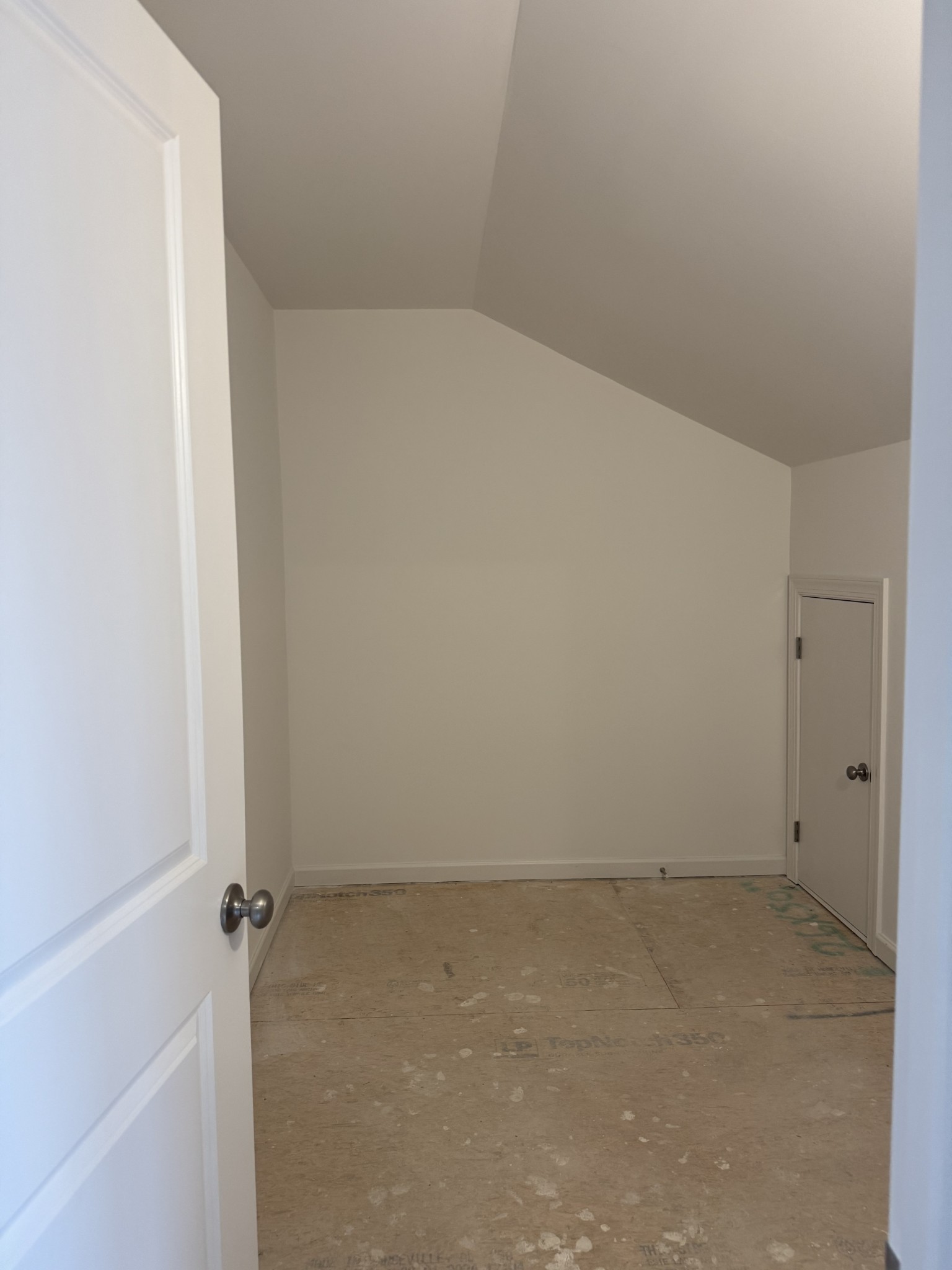 444 Buckwood Ave
