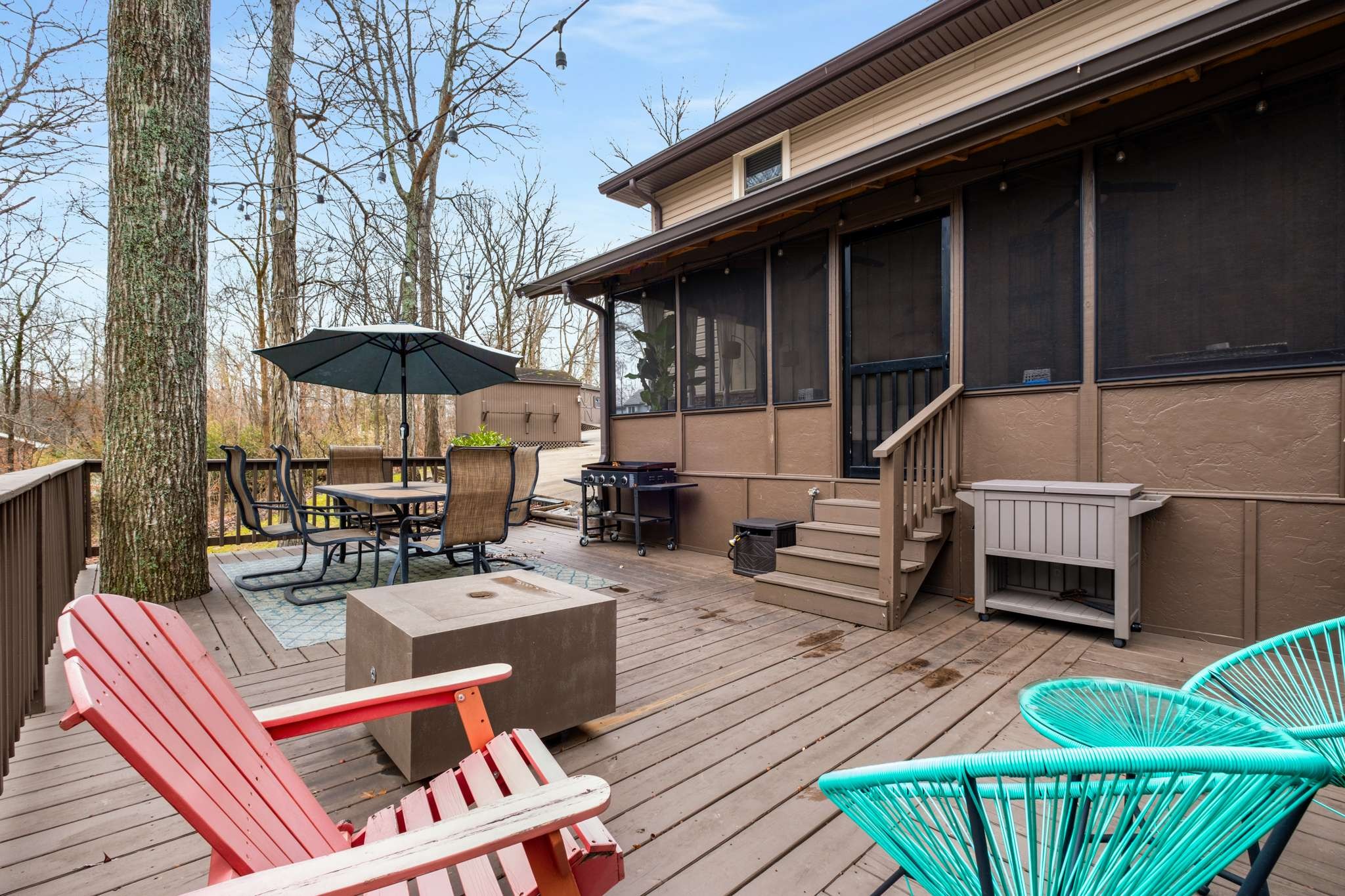 140 Ridgewood Ln