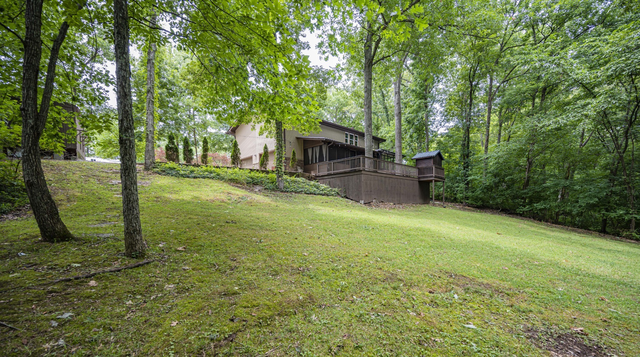140 Ridgewood Ln