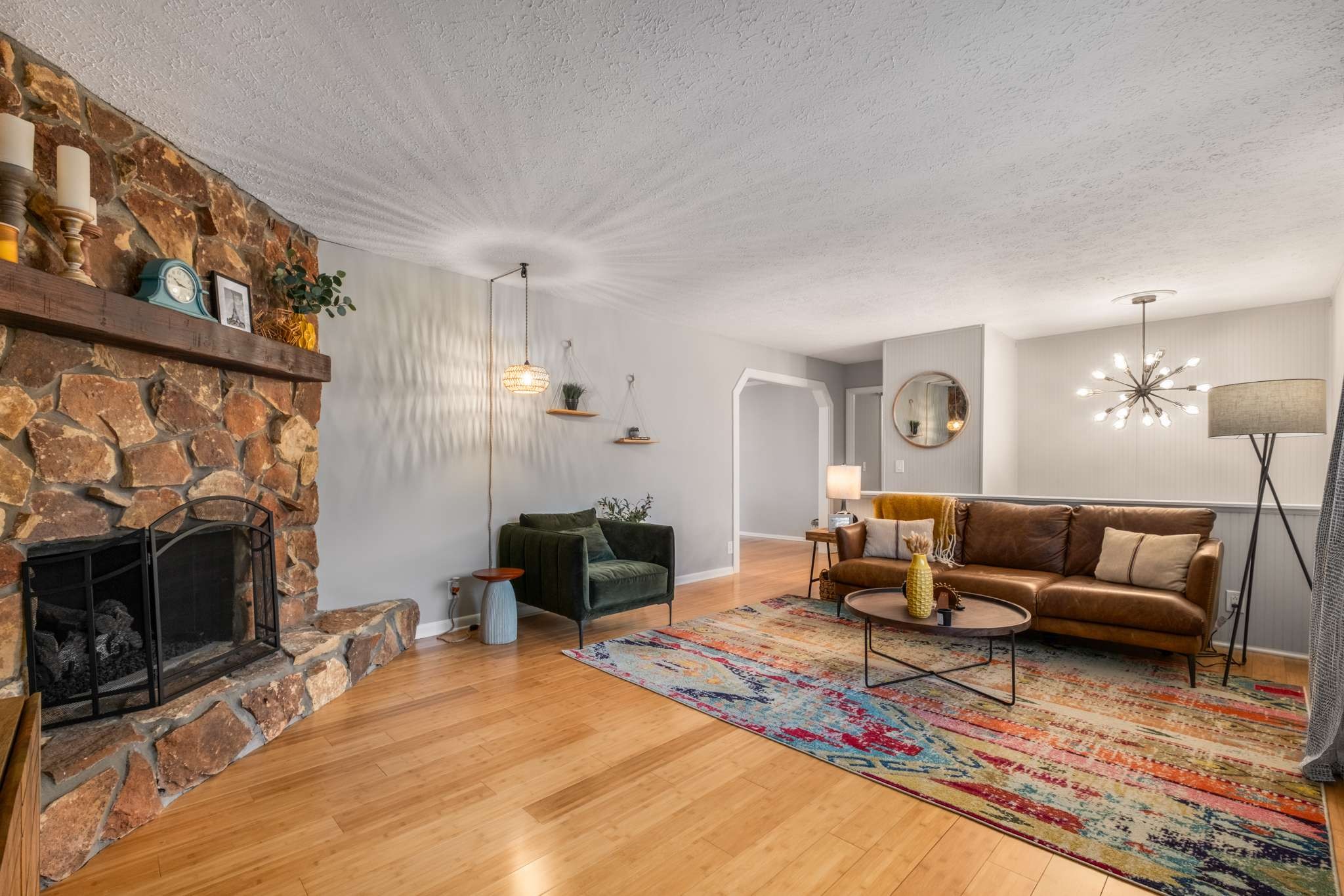 140 Ridgewood Ln