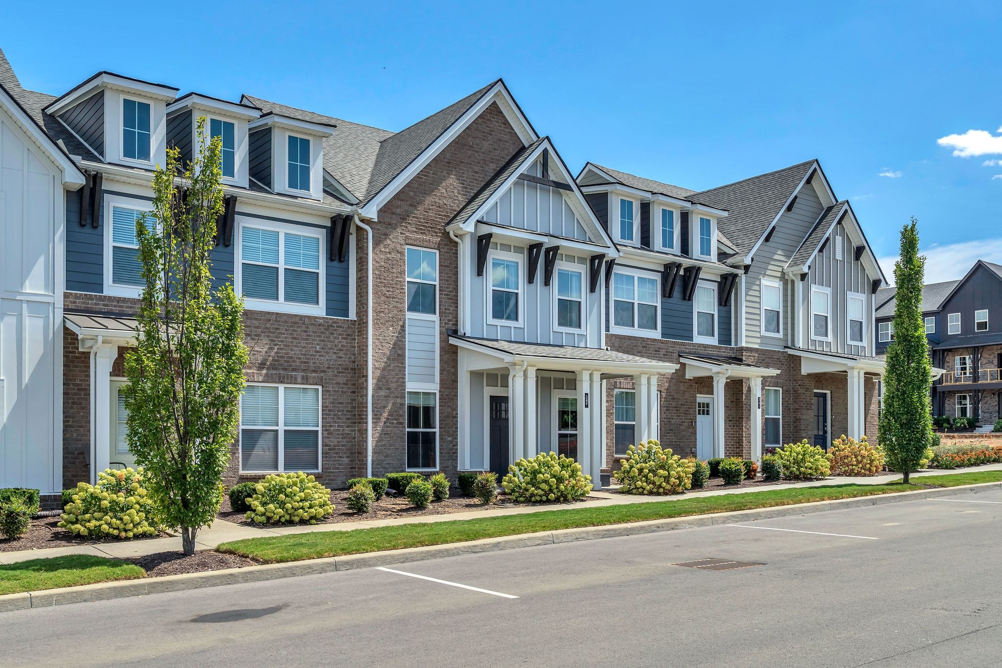 349 Twig Ct