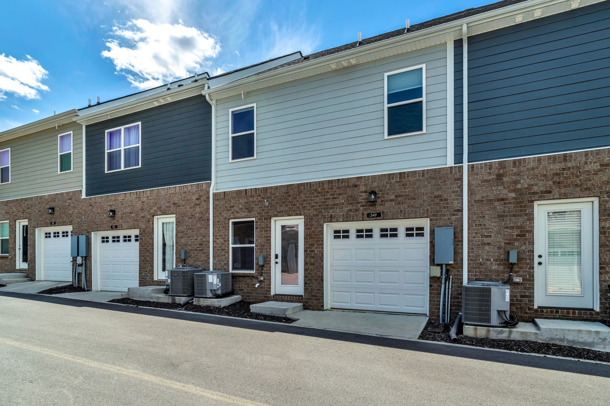 349 Twig Ct