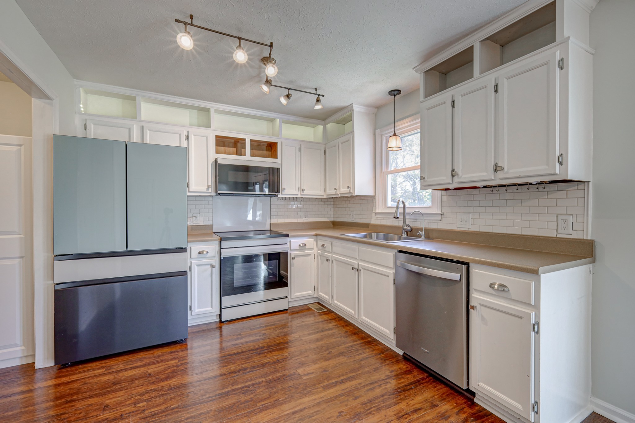 1110 Kathryn Rd
