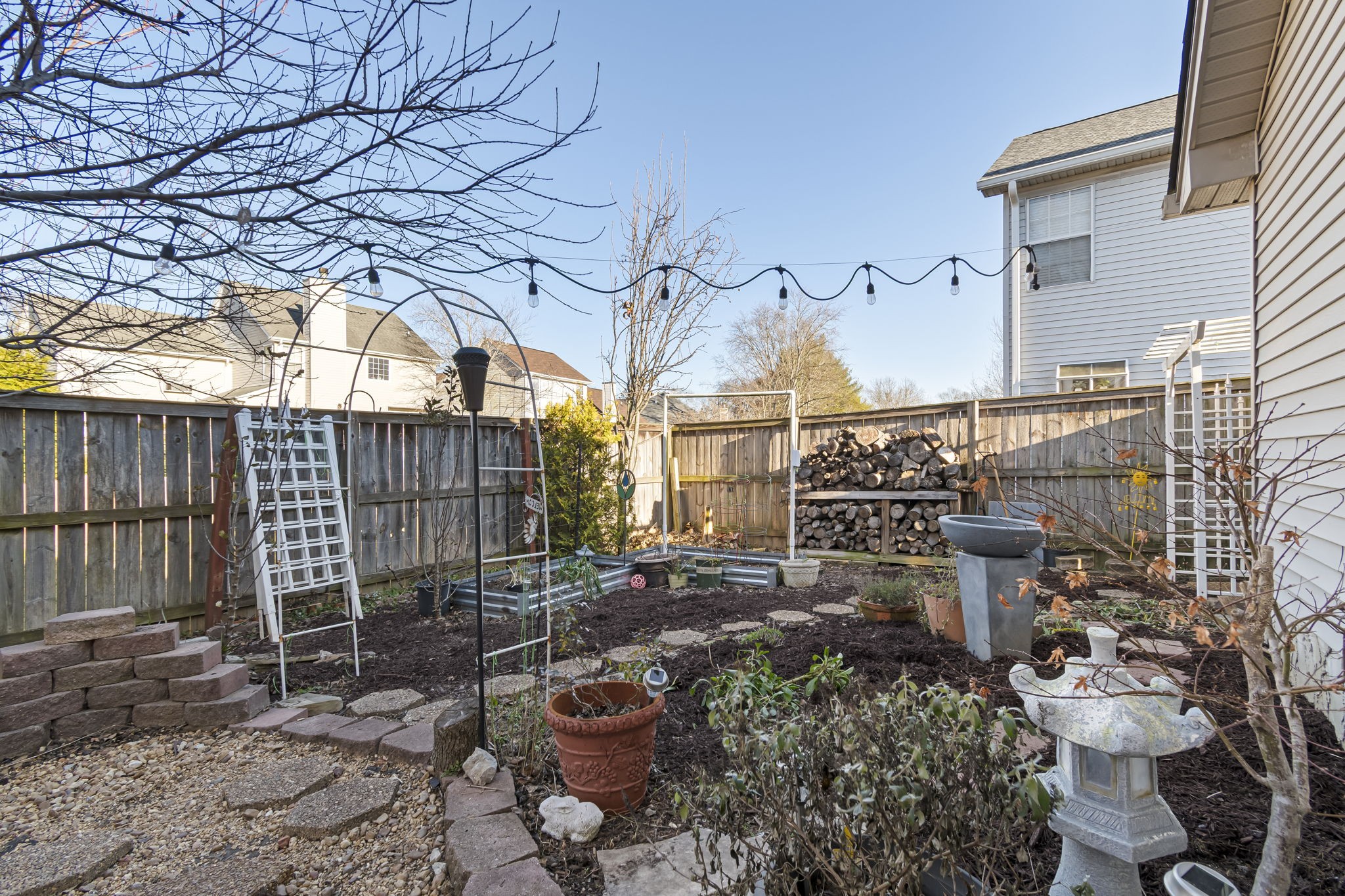 615 Lawrin Park