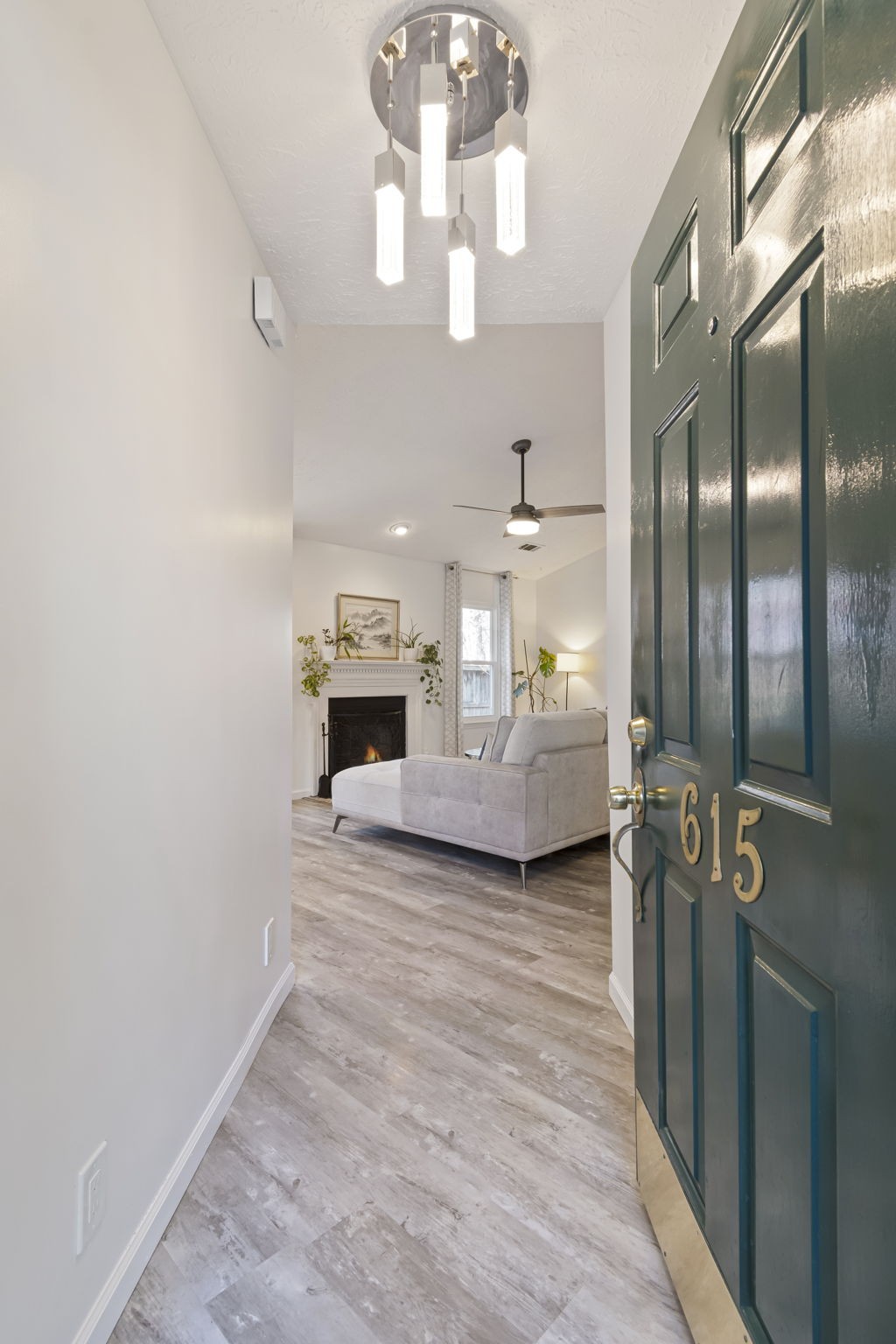 615 Lawrin Park