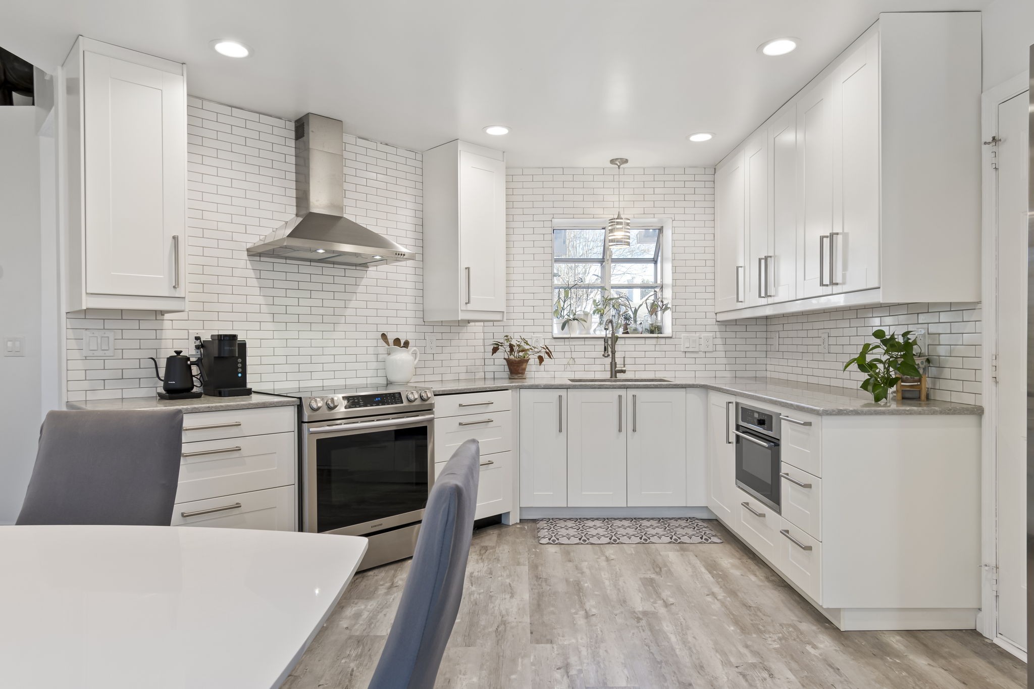 615 Lawrin Park