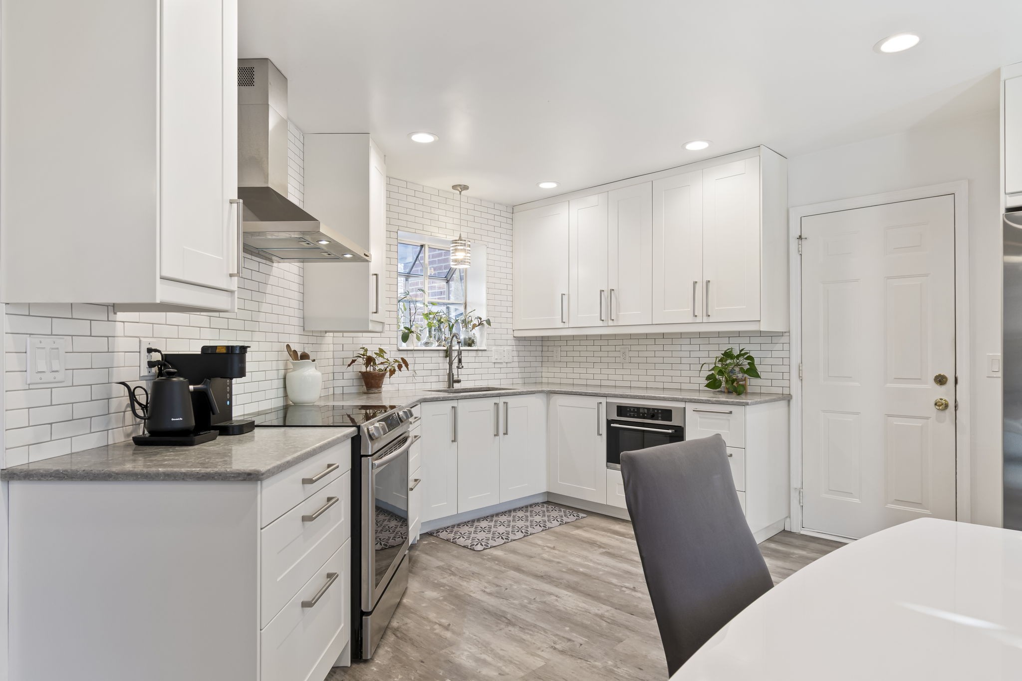 615 Lawrin Park