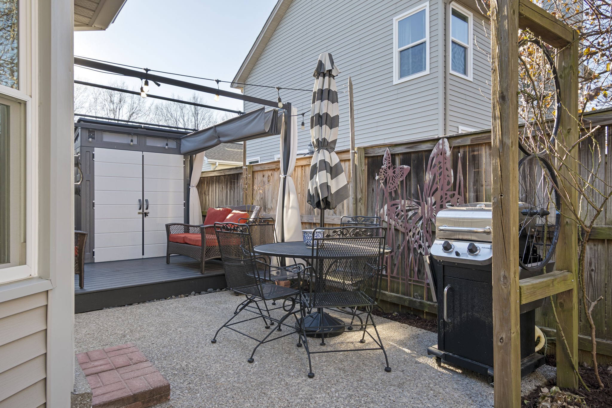 615 Lawrin Park
