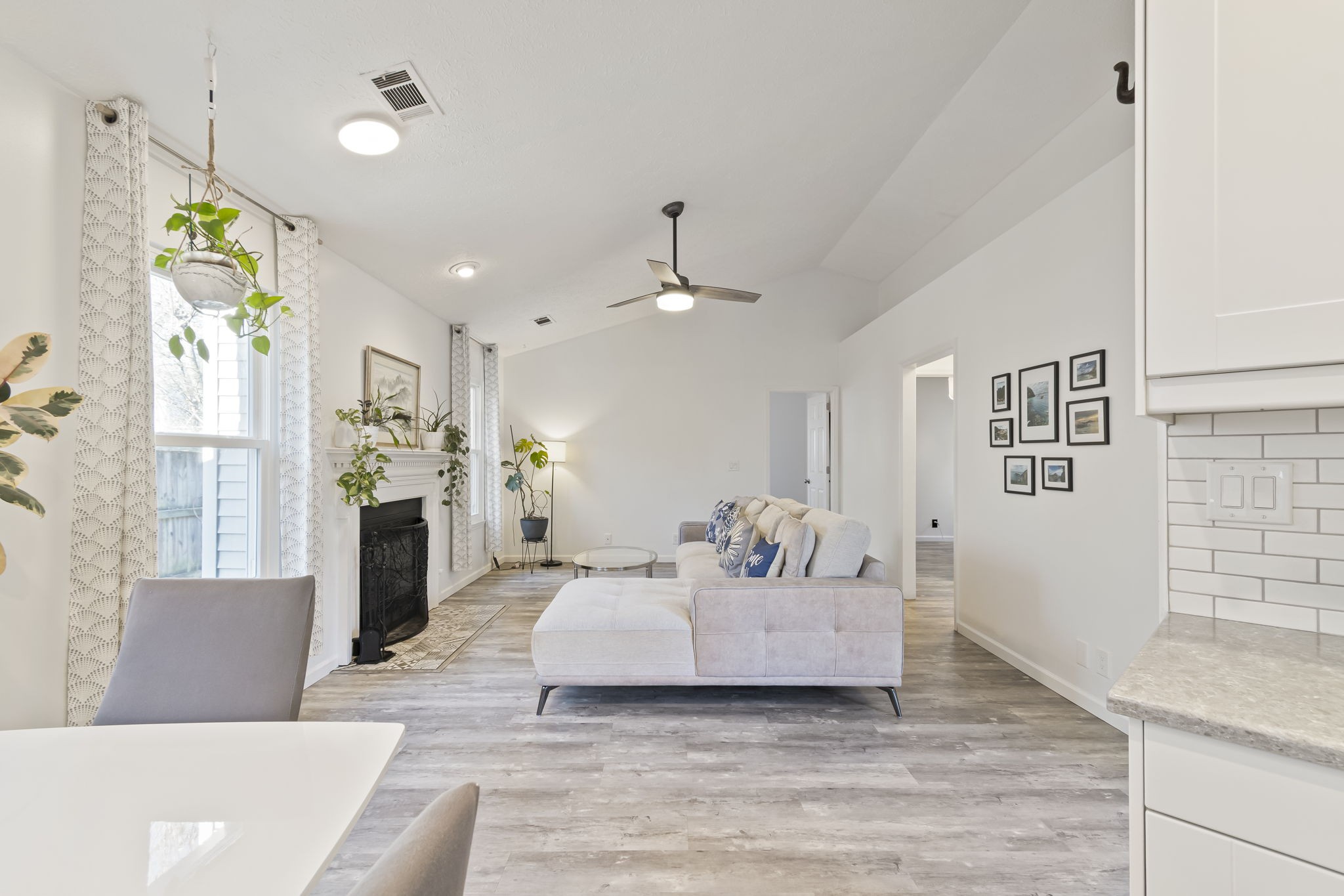 615 Lawrin Park