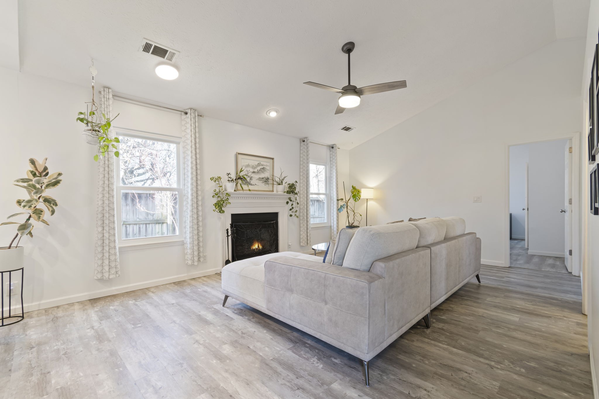 615 Lawrin Park