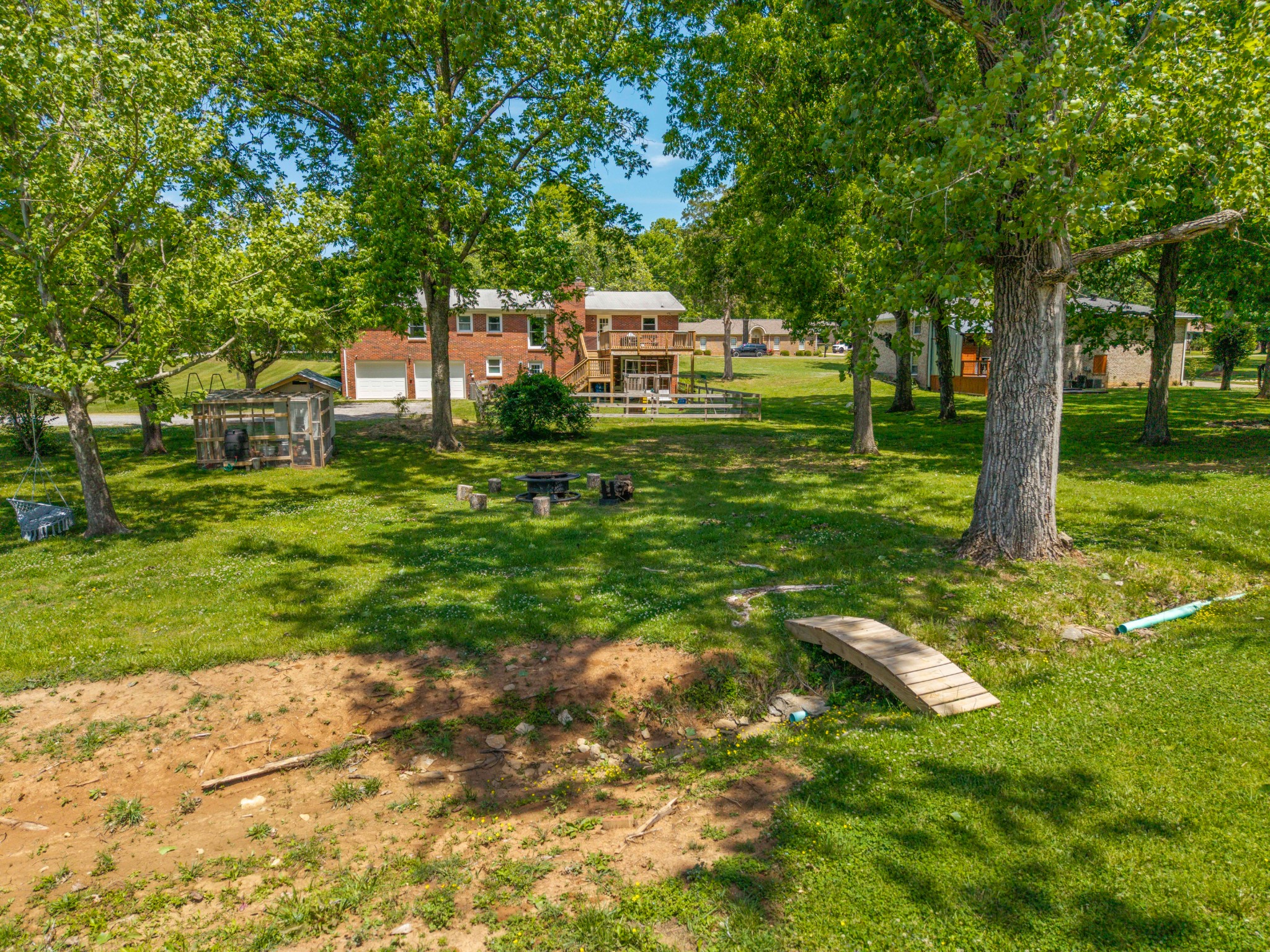 817 Fredricksburg Rd