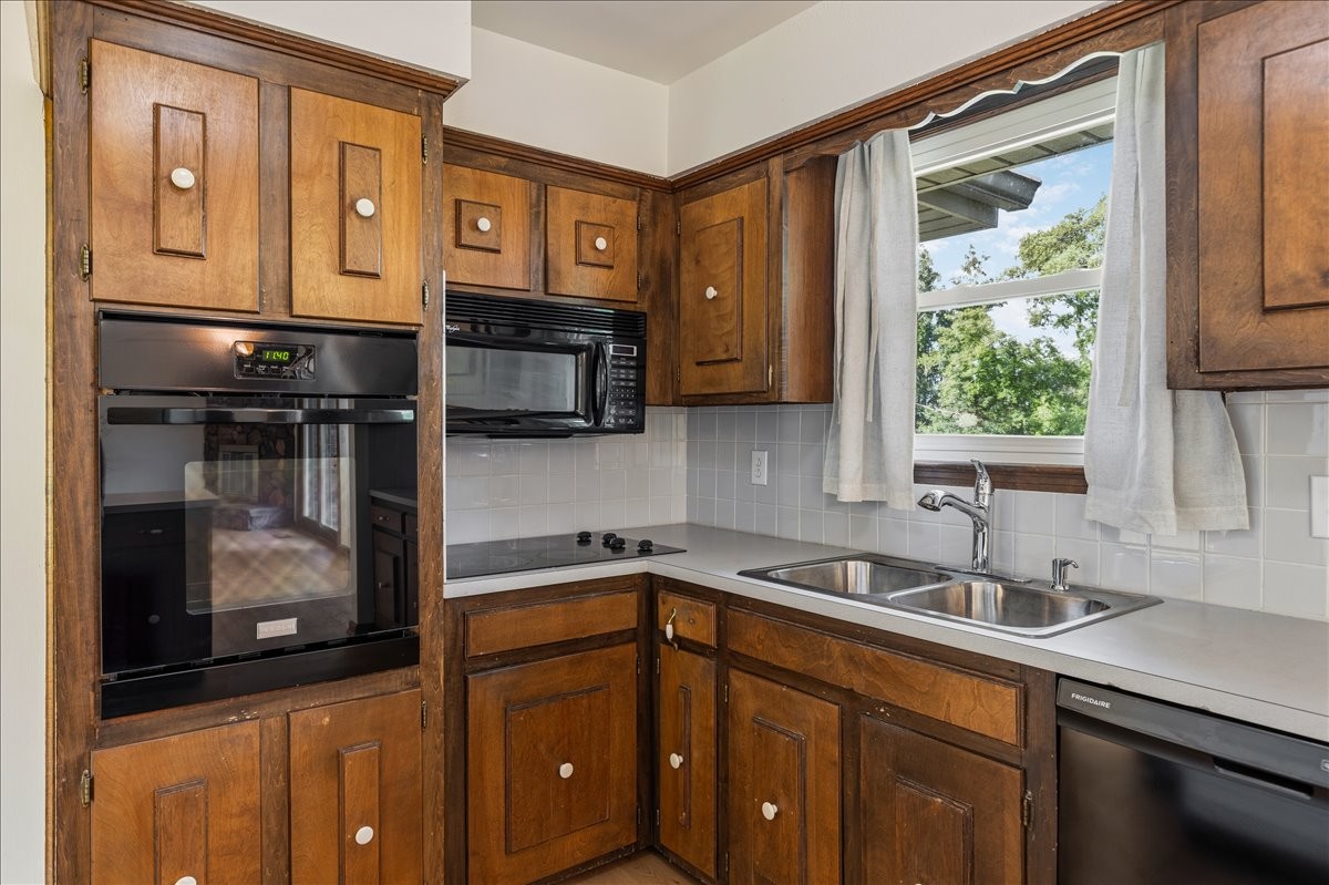1105 Clearview Dr