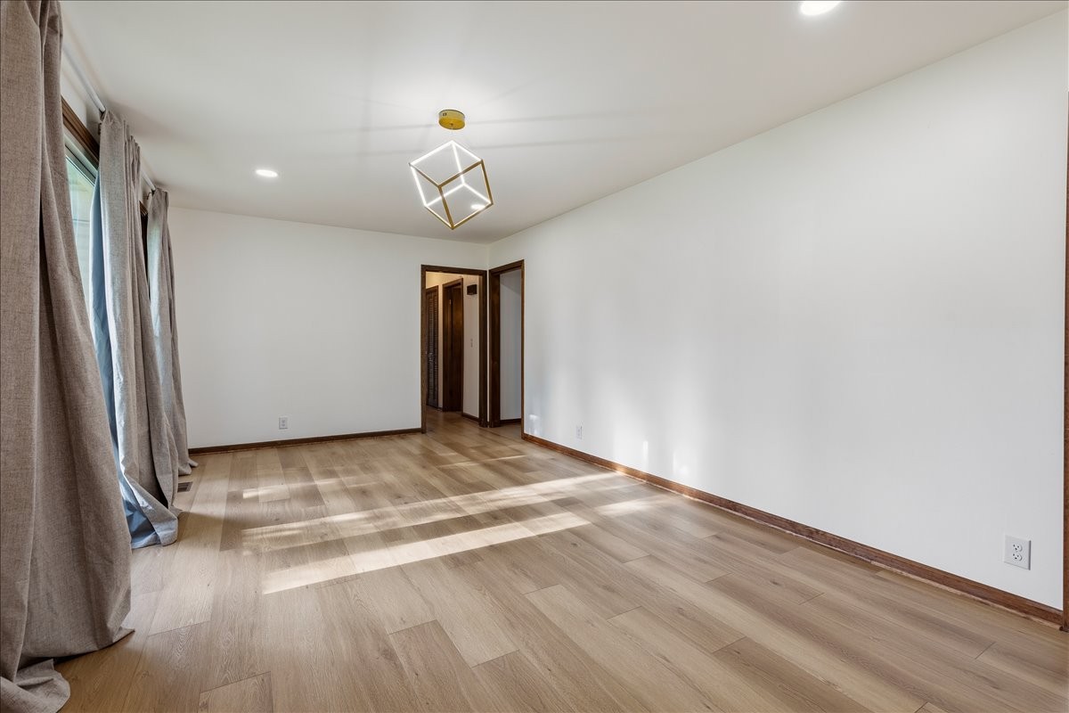 1105 Clearview Dr