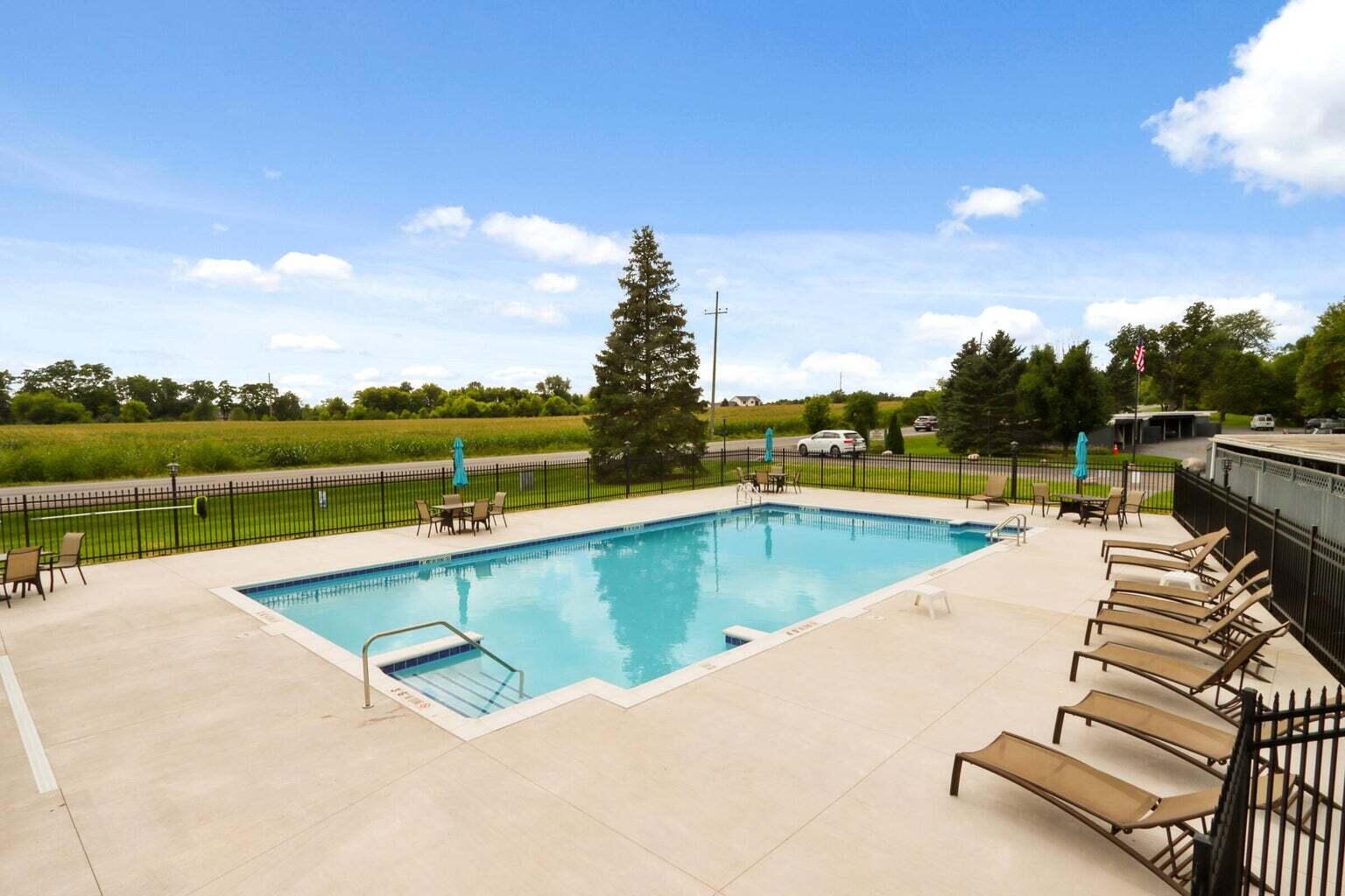 352 County Road B 10