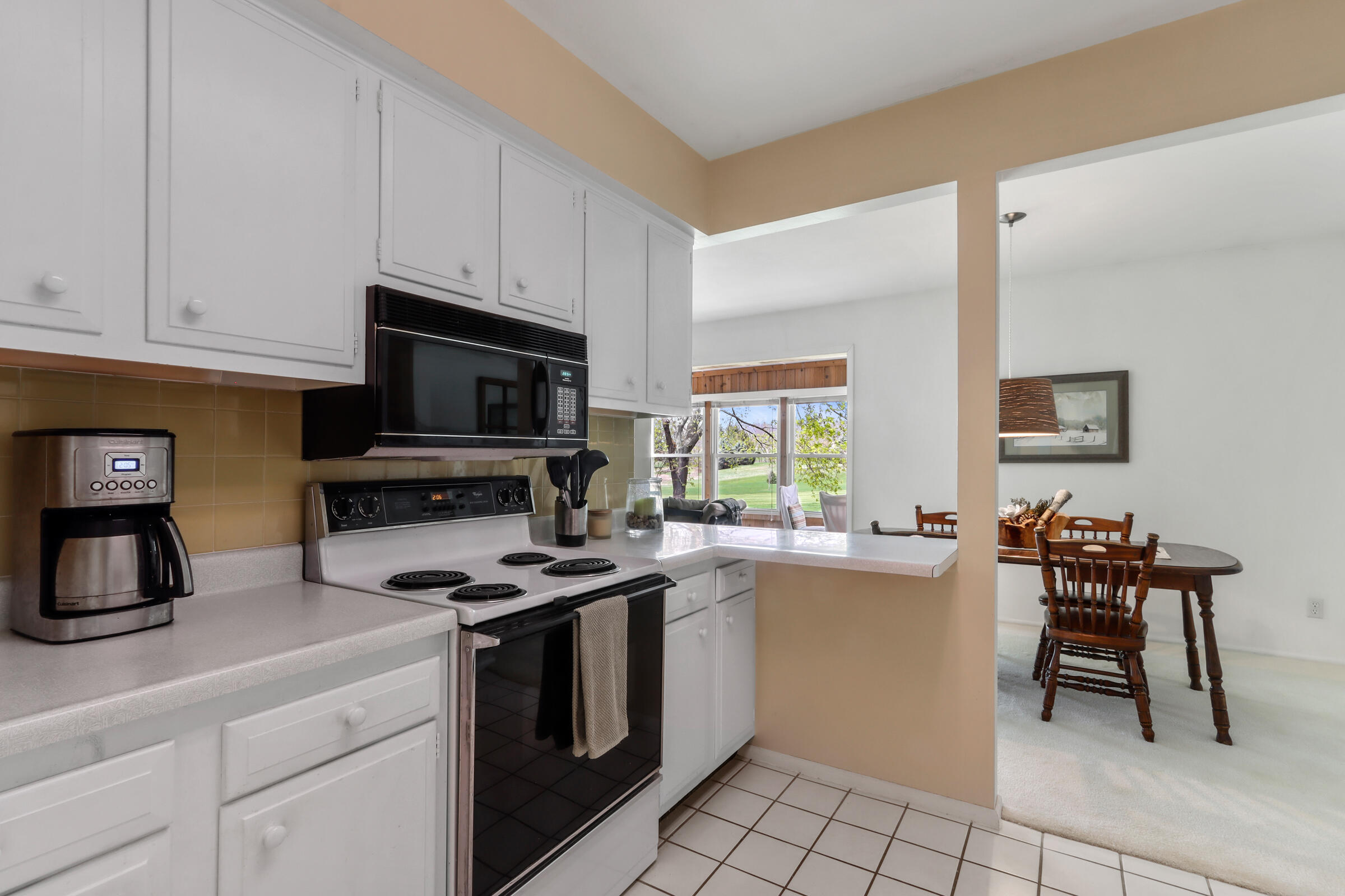 352 County Road B 10