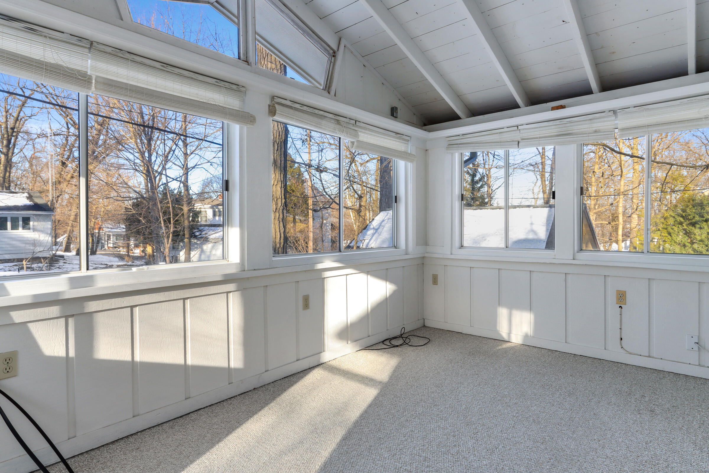 80 Jewell Dr