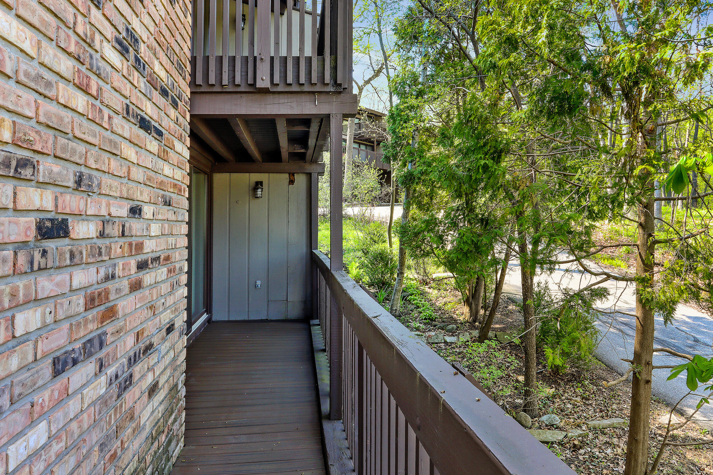 845 Hillside Dr G2