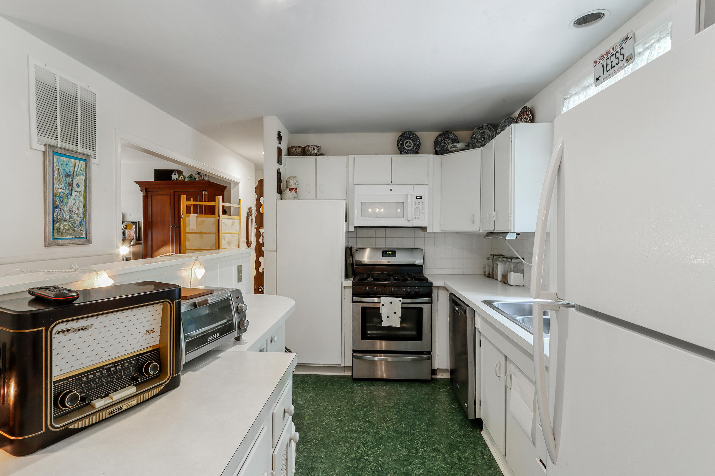 870 Brickley Dr