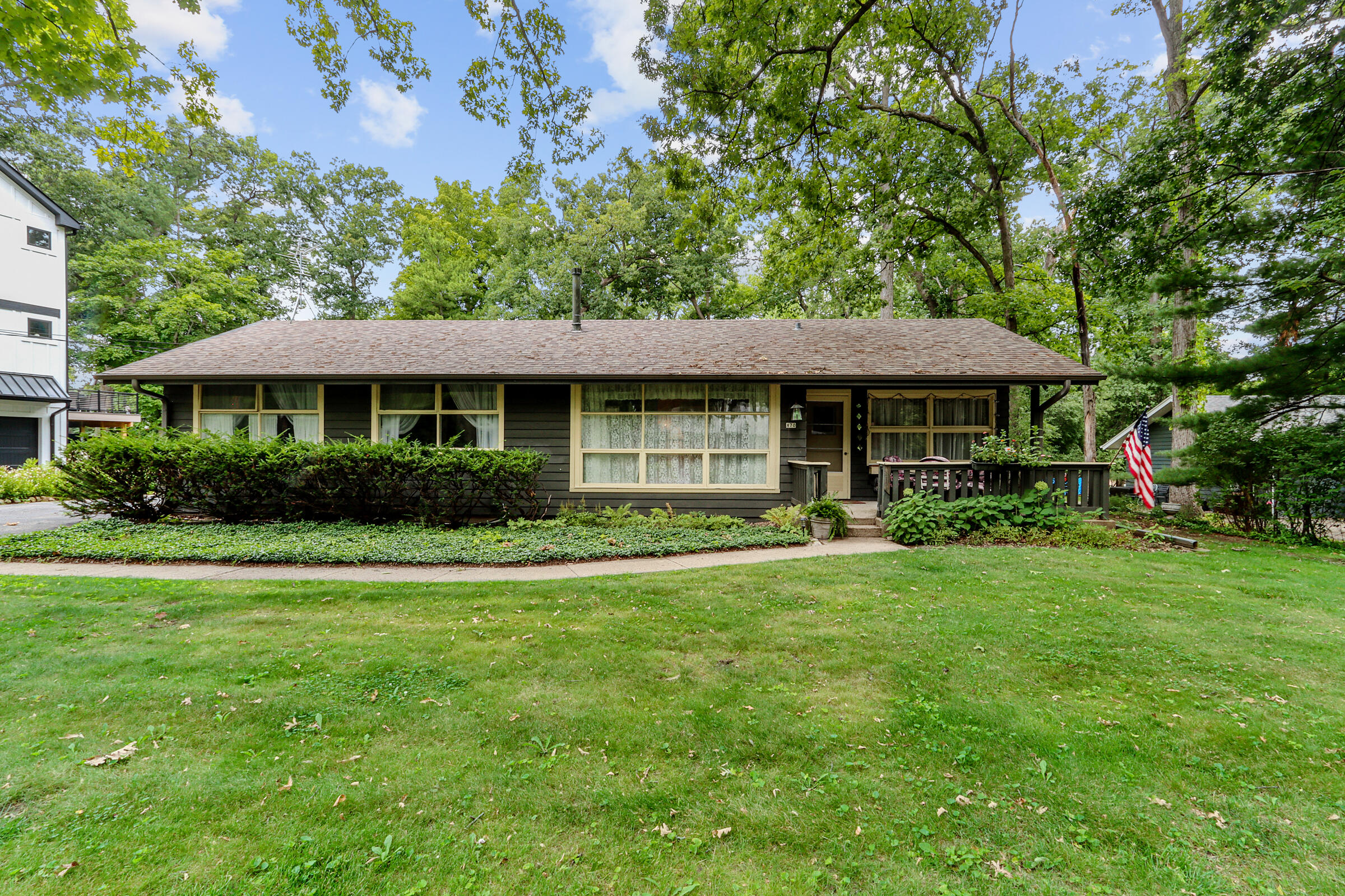 870 Brickley Dr