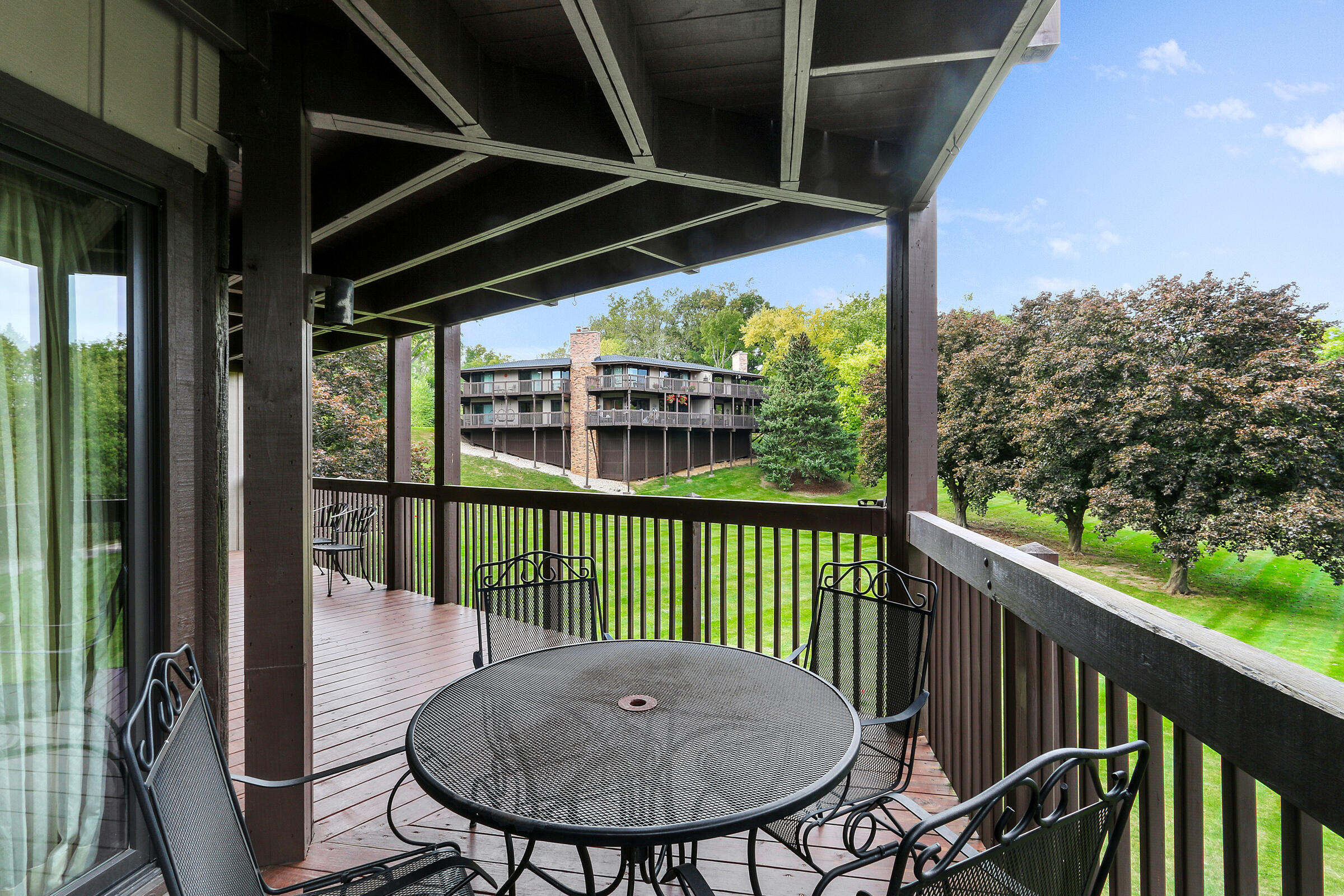 910 Windsor Ct KK2
