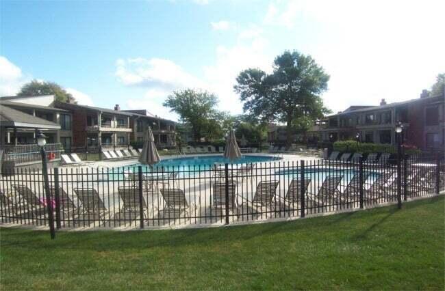 13 Abbey Villa Cir F