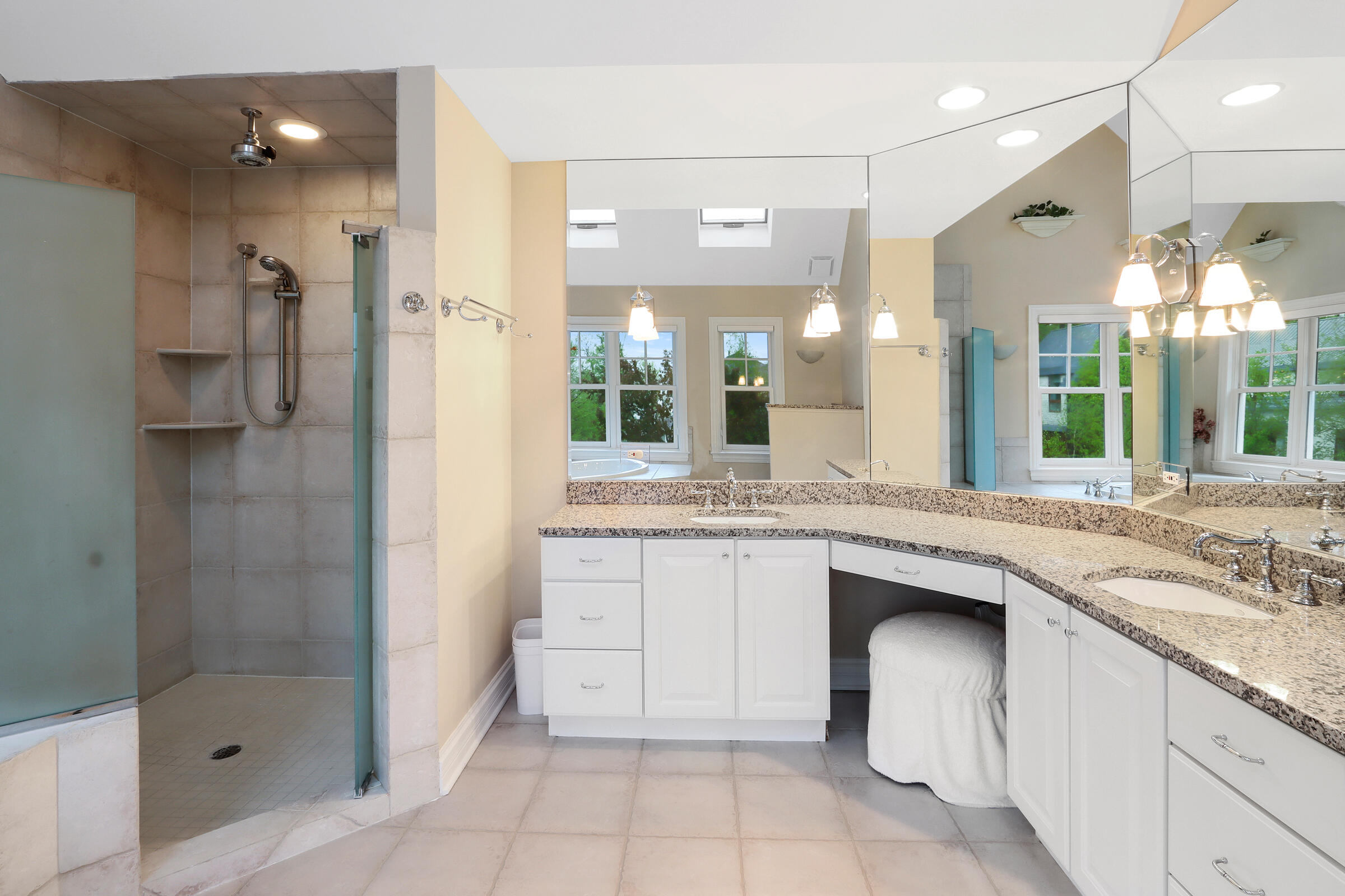 620 Cherry Dr, Fontana WI, 53125