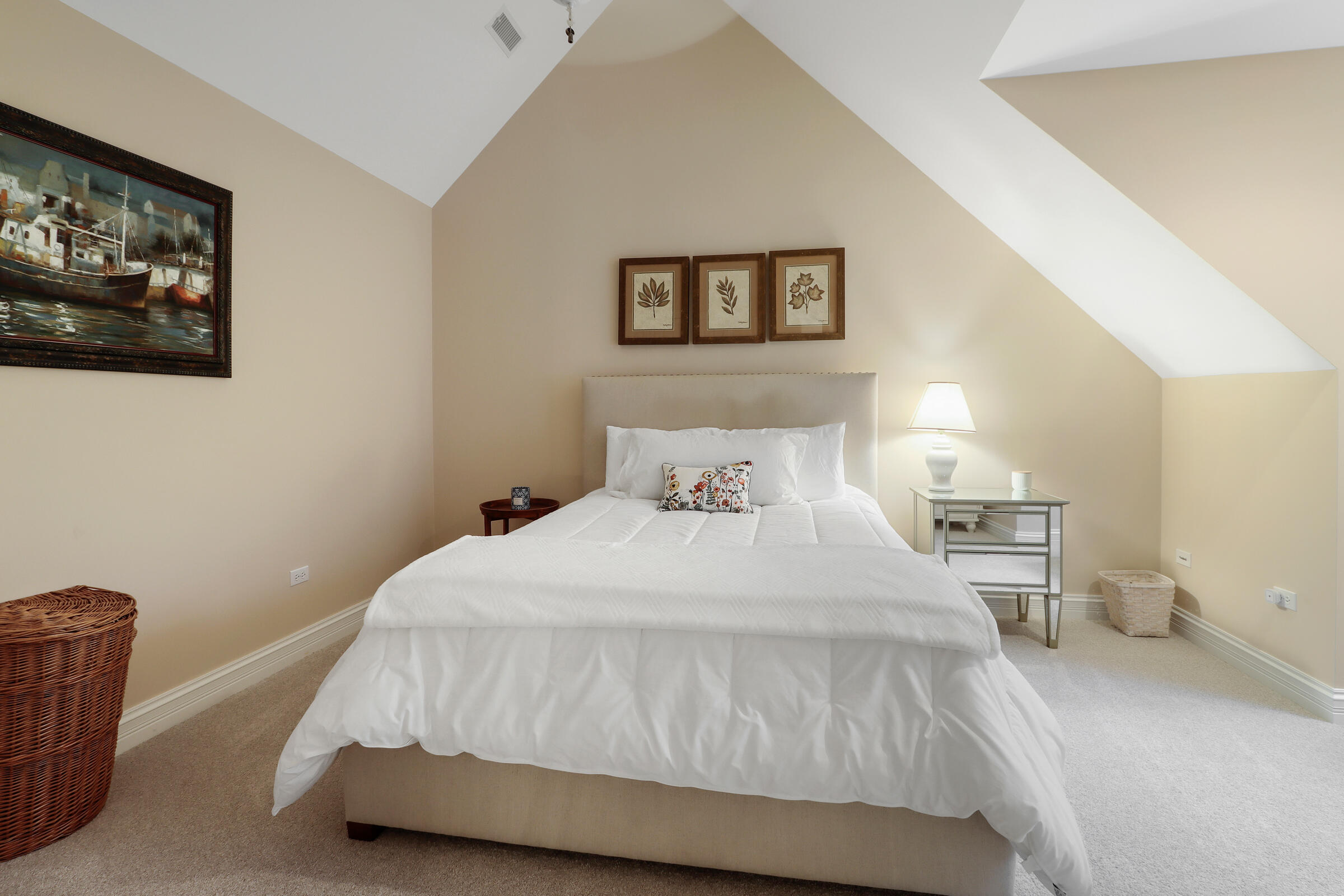 620 Cherry Dr, Fontana WI, 53125