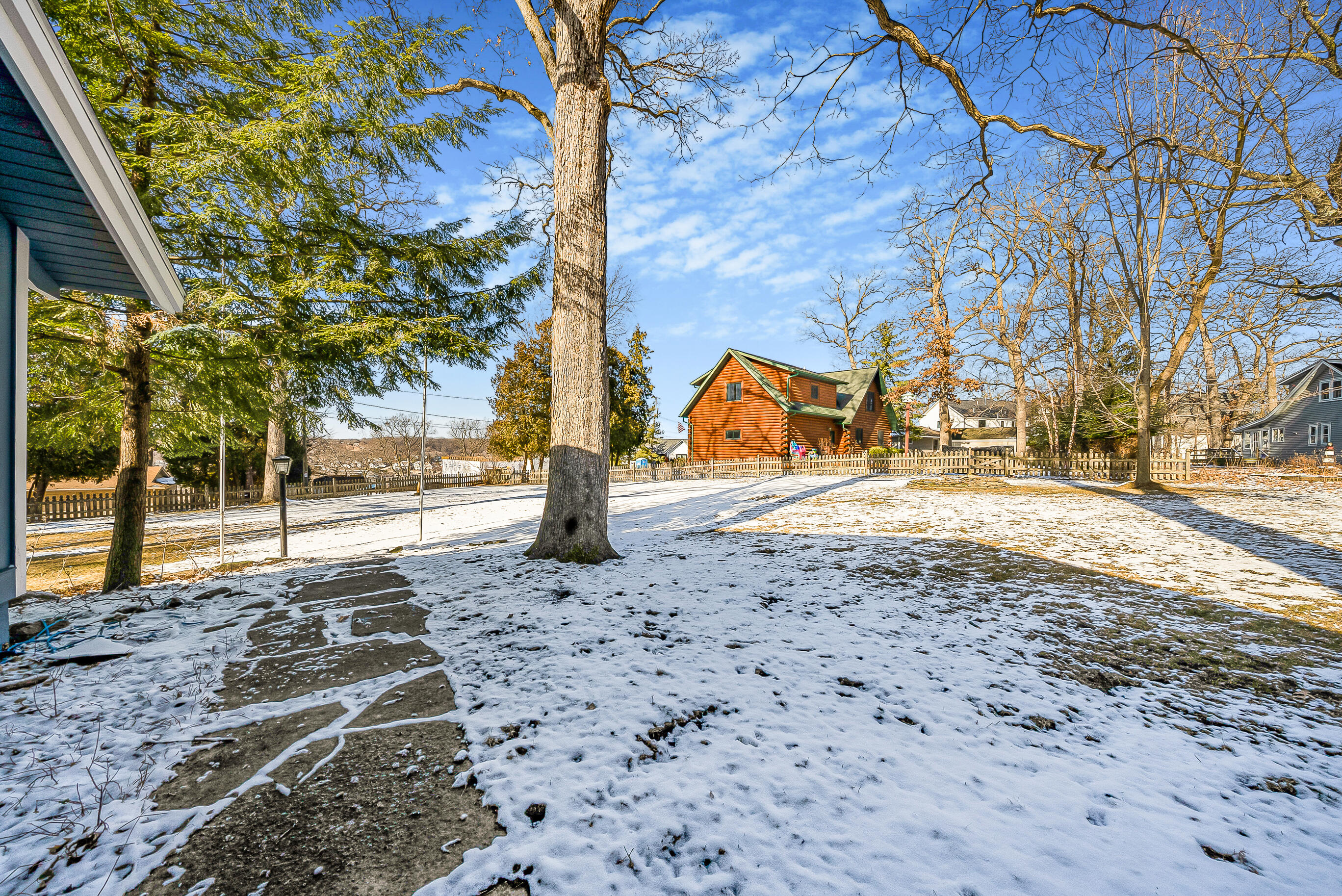 769 Arrowhead Dr
