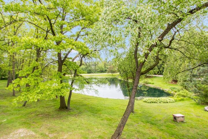 880 Windsor Dr J2