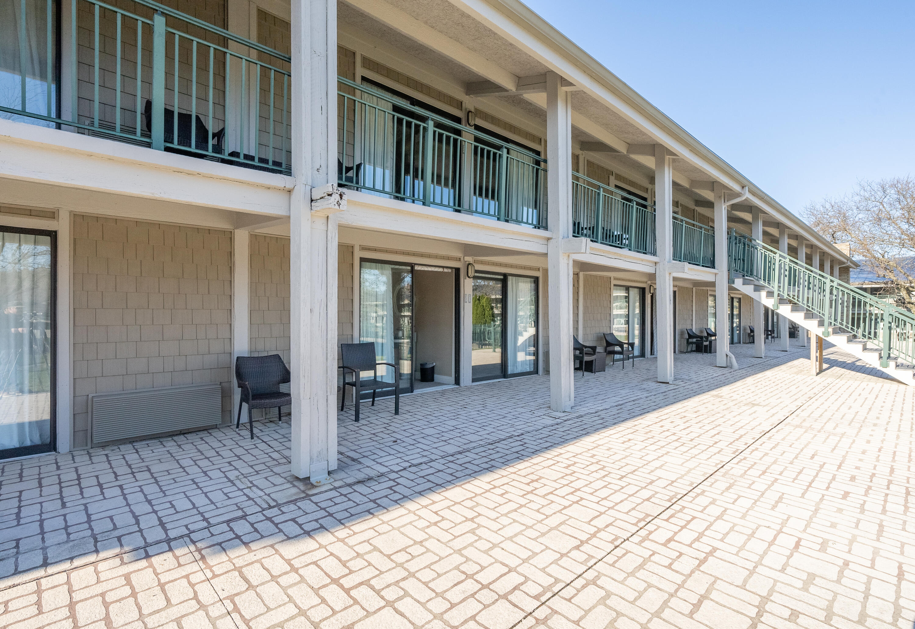 269 Blvd 1242