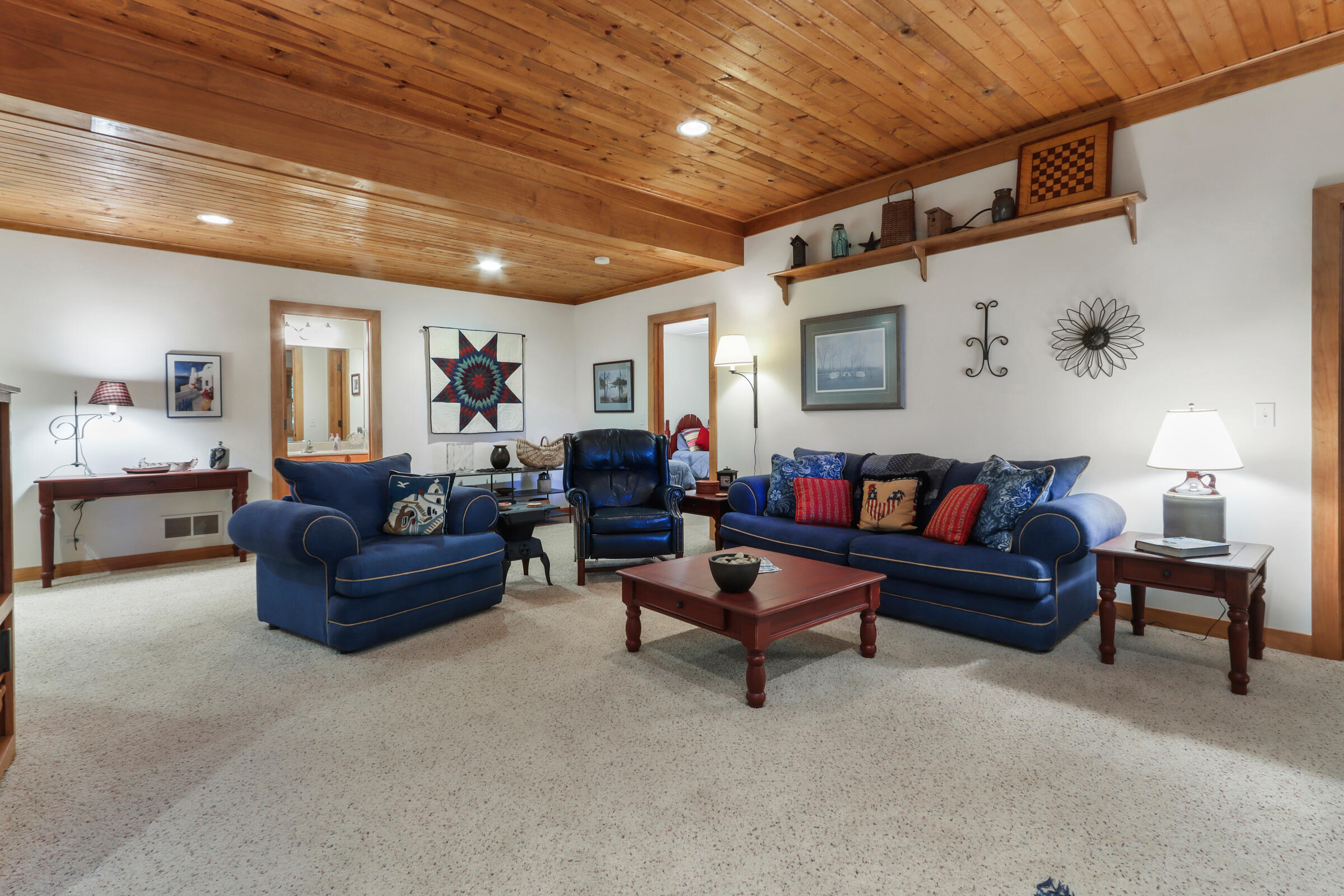 670 Upper Brookwood Dr