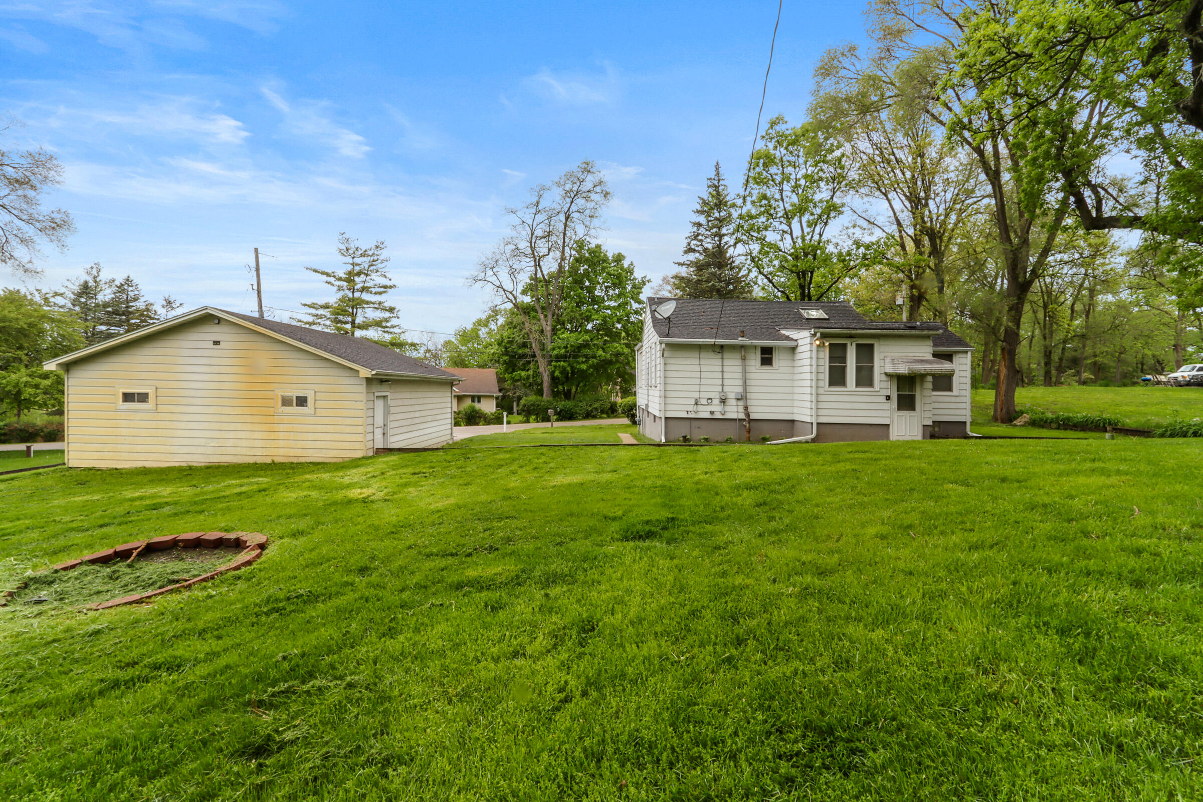 7725 Lily Lake Road Rd