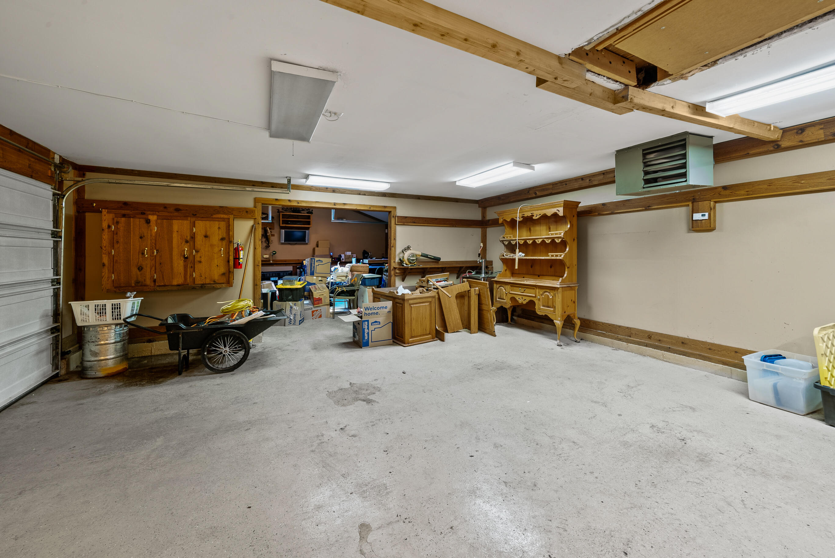 936 Tarrant Dr