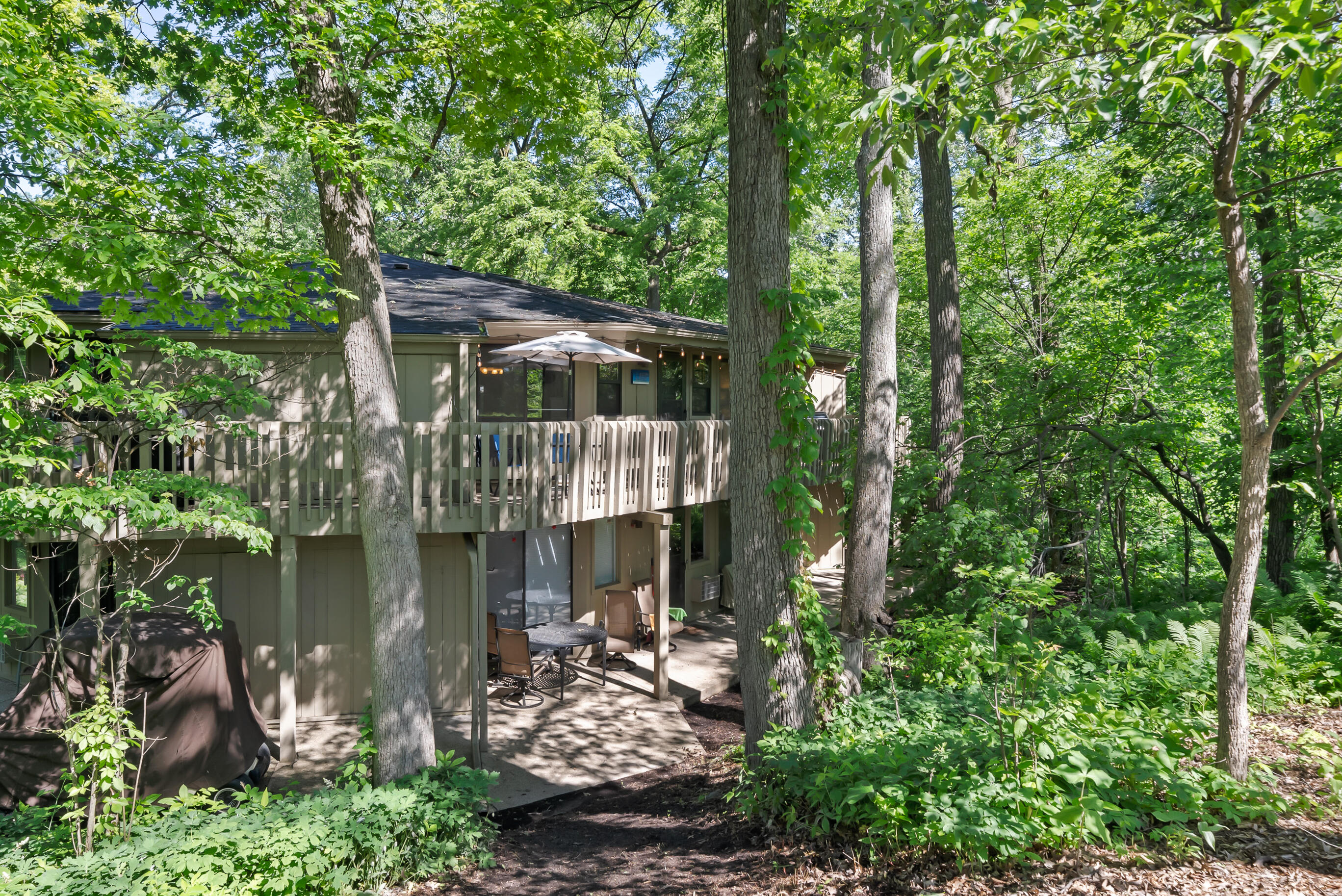 403 Deerpath W - F
