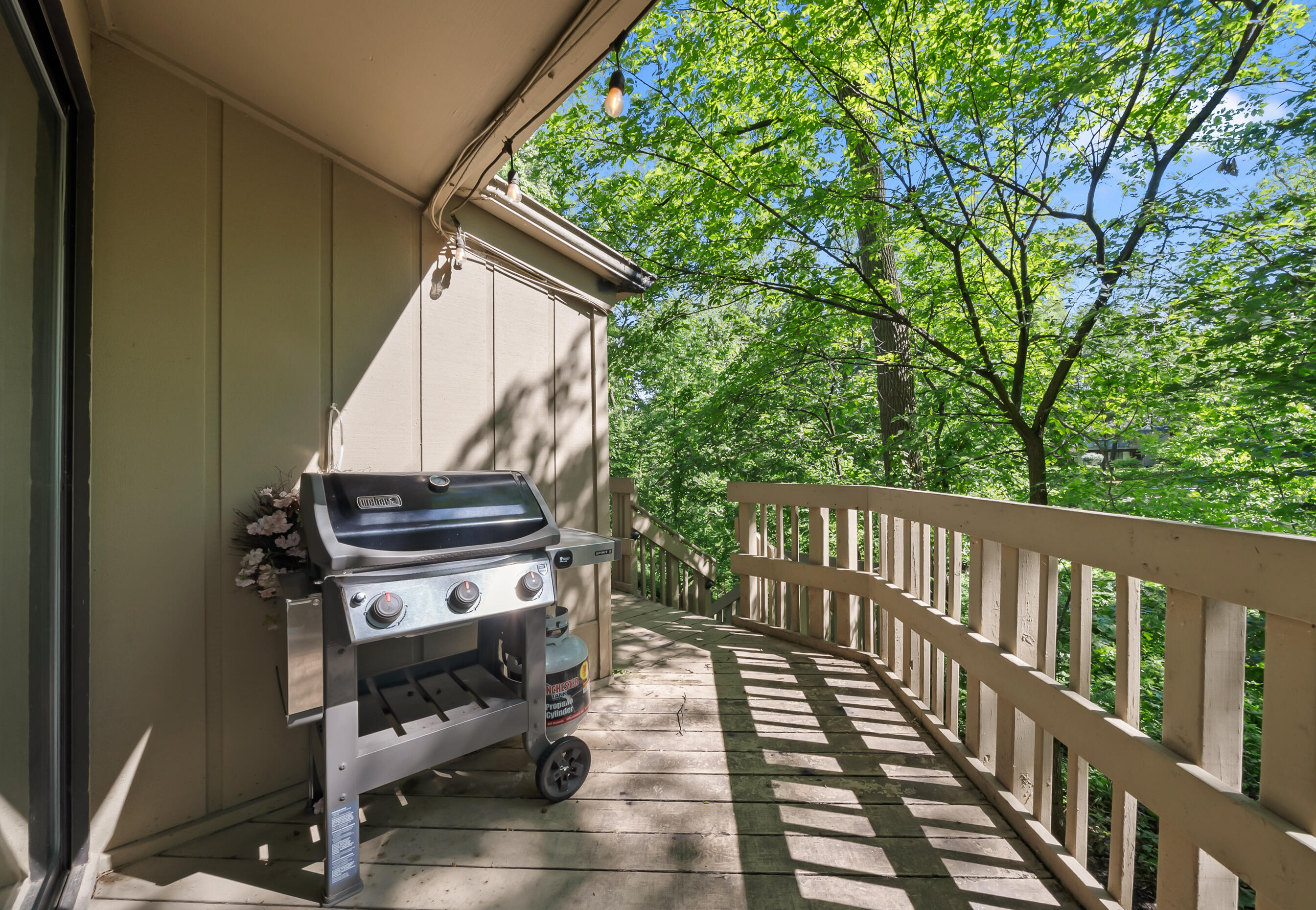 403 Deerpath W - F