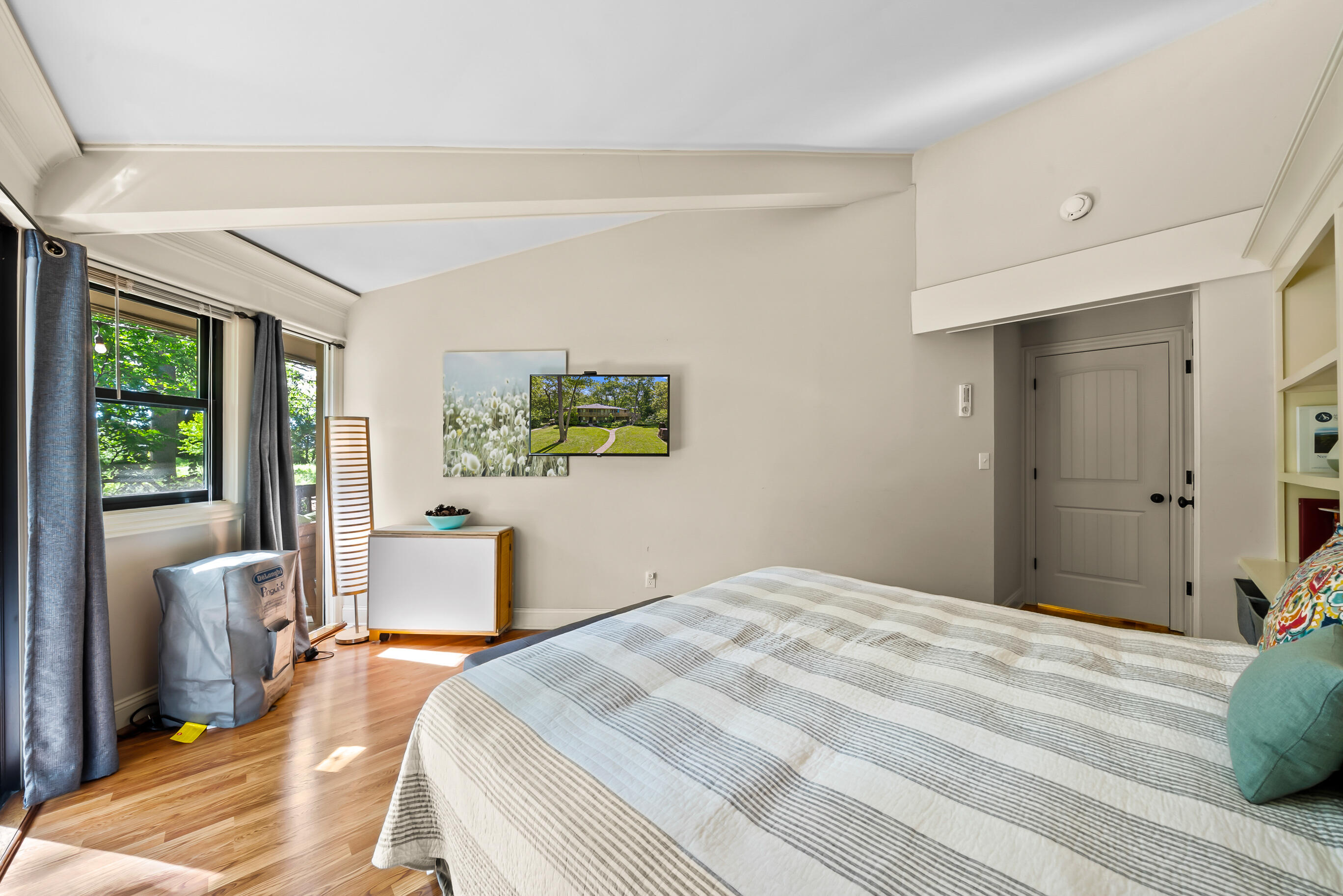 403 Deerpath W - F