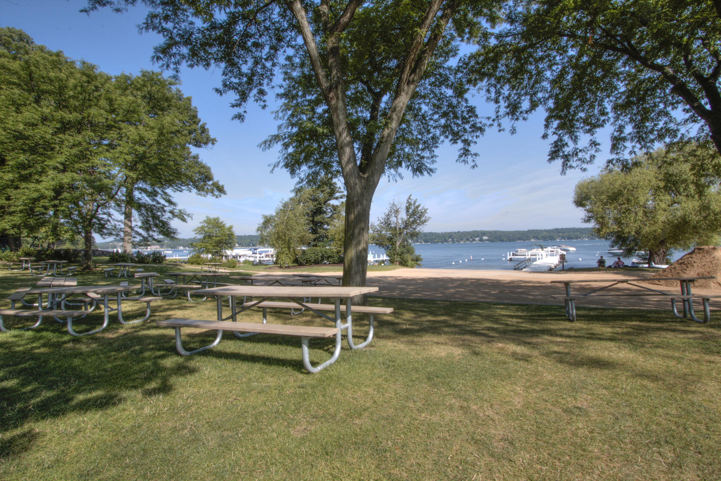403 Deerpath W - F