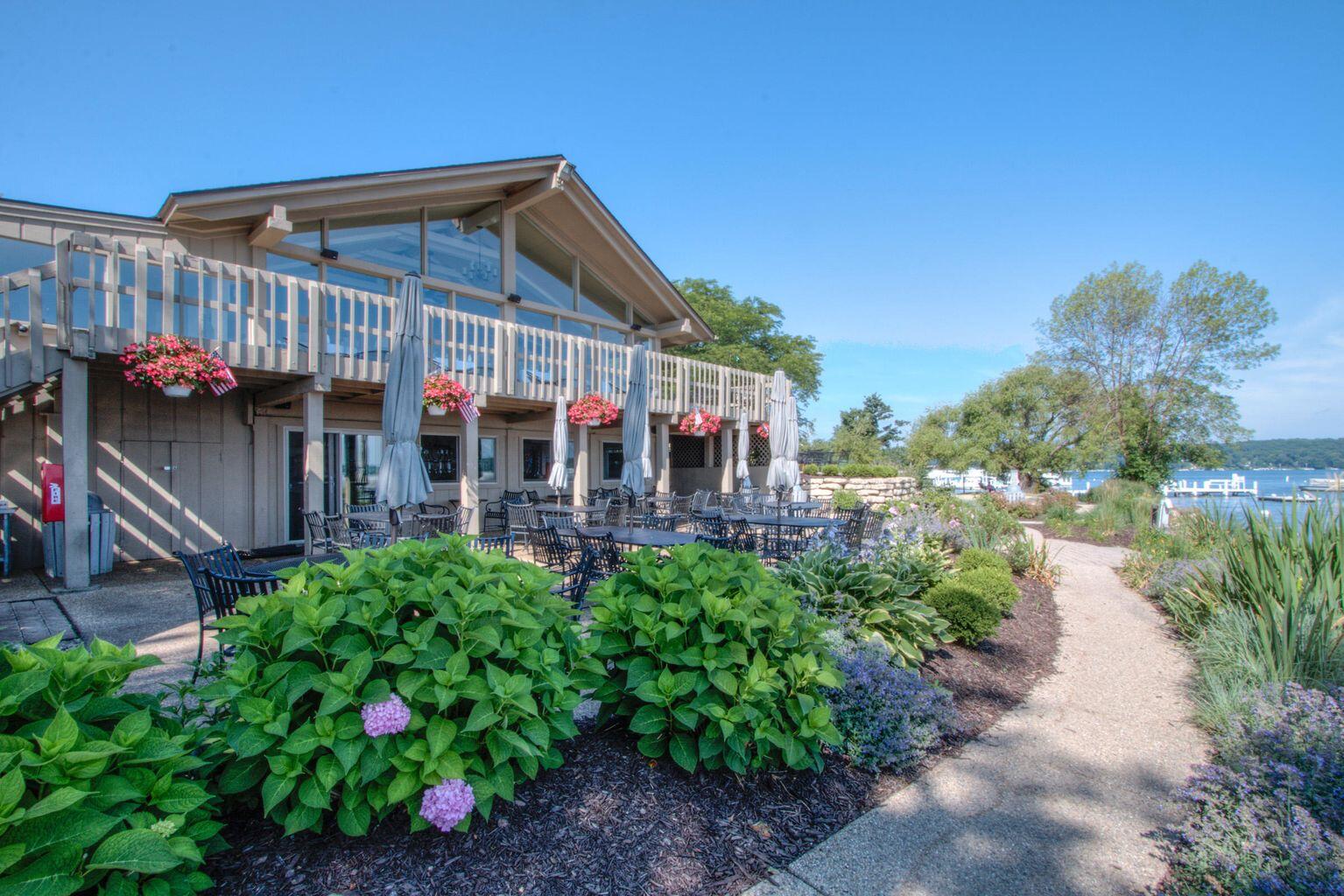 403 Deerpath W - F